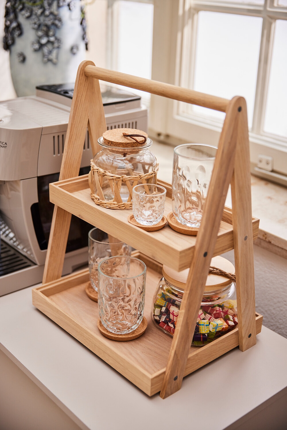 LEONARDO Gläser-Set »Latte Macchiato-Set GOCCE, 380 ml, 6-teilig« 3 Gläser mit unterschiedlichem Tropfenrelief, inkl. Kork-Untersetzer