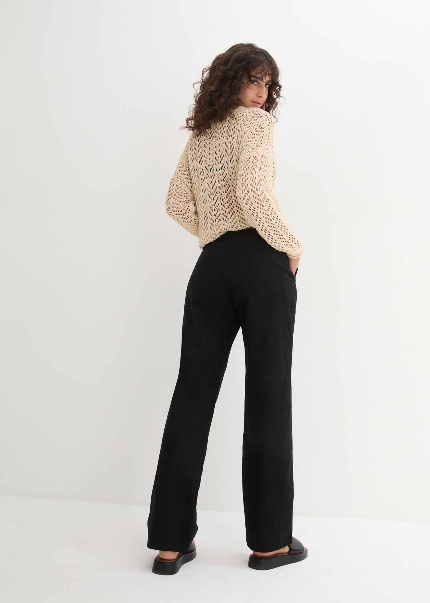 bonprix Leinenhose  Loose Fit, mit Kordelzugbund, mit Eingrifftaschen, mit Gesäßtaschen