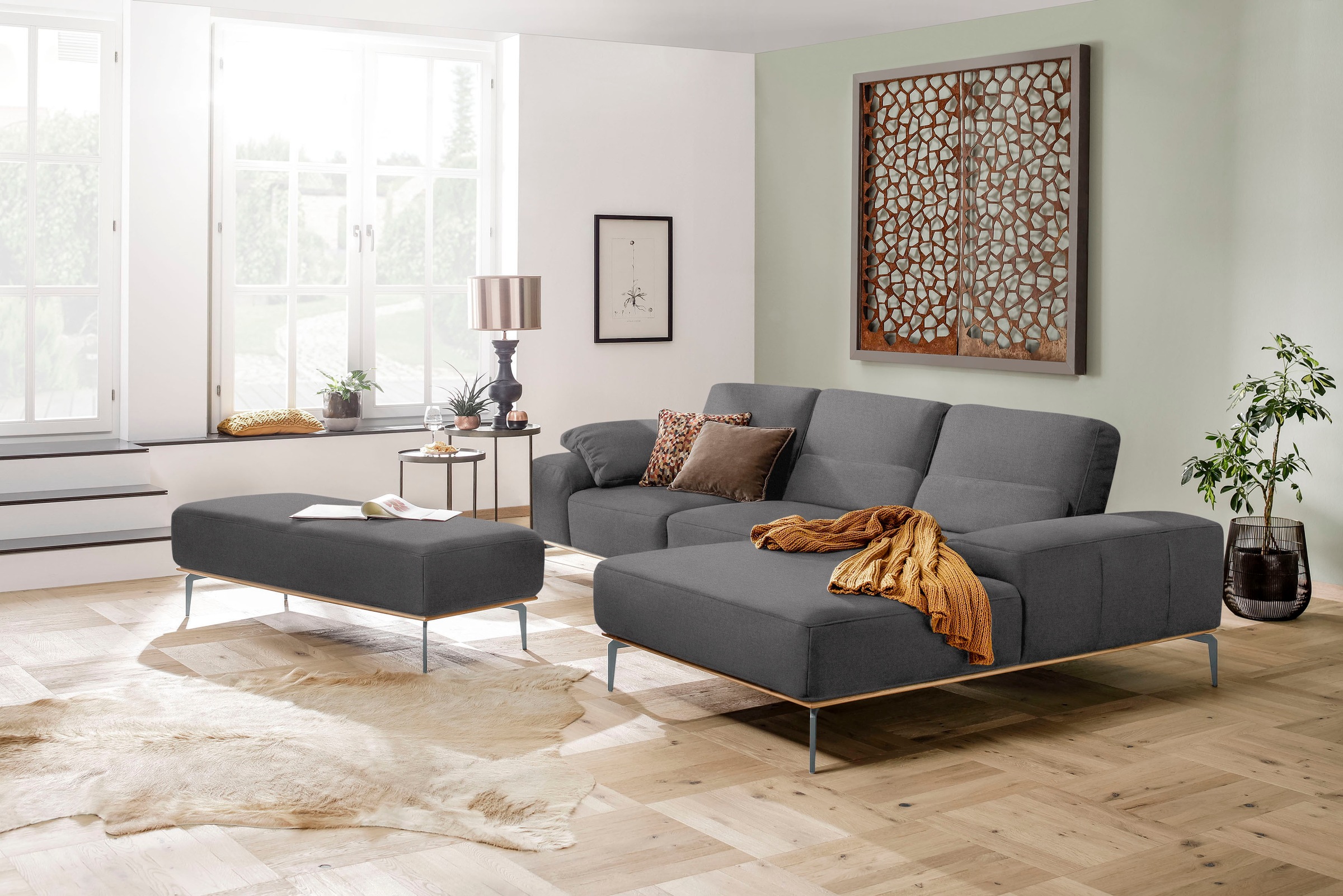 W.SCHILLIG Ecksofa »run, Designsofa mit tollem Sitzkomfort, bequem, L-Form«, mit elegantem Holzsockel, Füße in Silber matt, Breite 299 cm