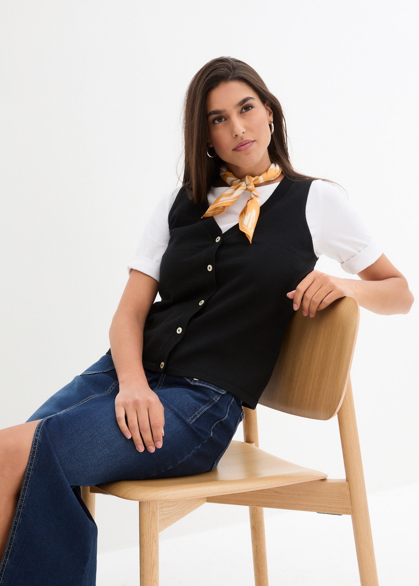 bonprix Strickweste »Feinstrick-Weste mit Knöpfen«, Feinstrick-Weste mit Knöpfen
