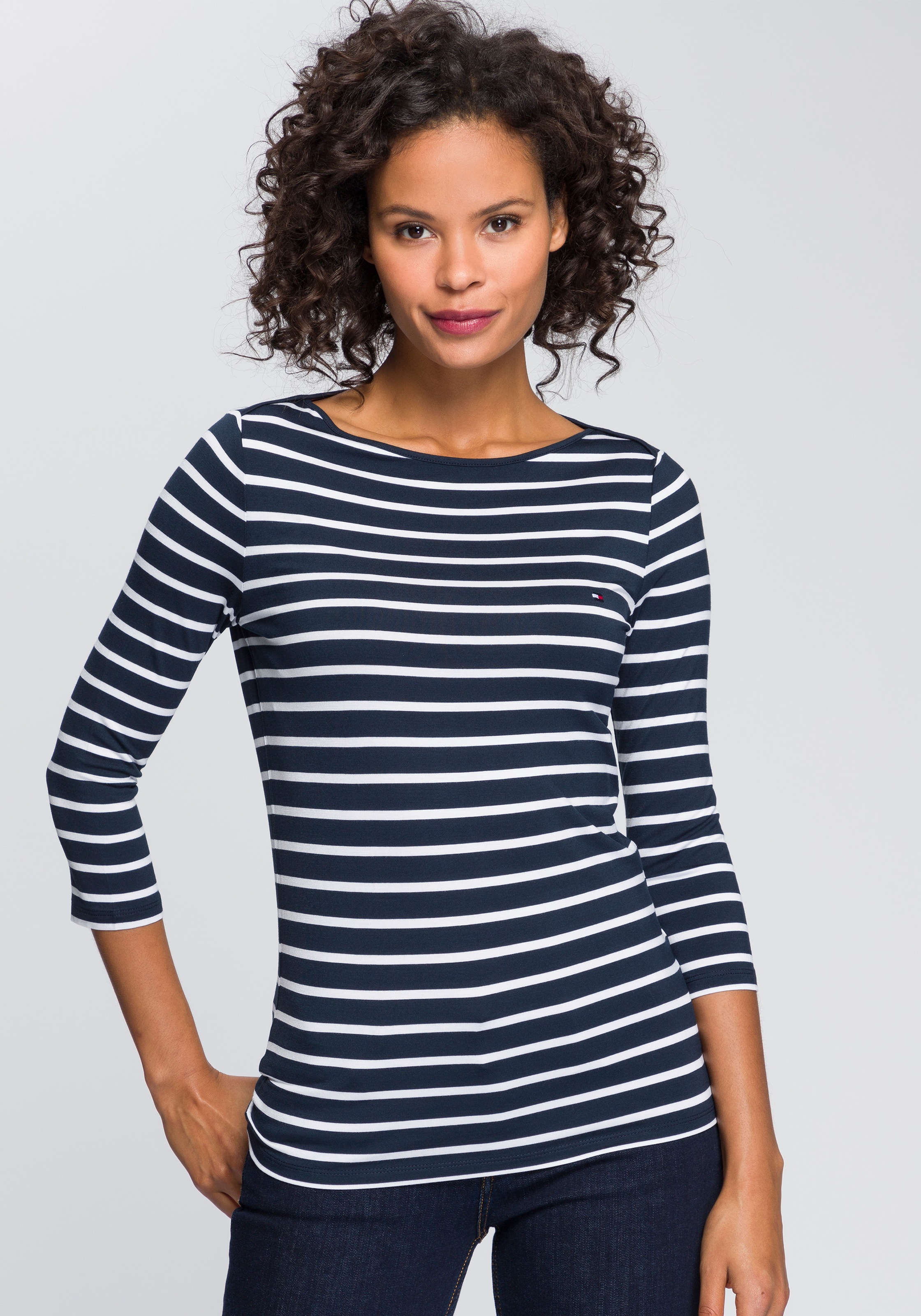 Tommy Hilfiger T-Shirt »HERITAGE BOAT NECK TEE«, im klassichem Ringeldessin