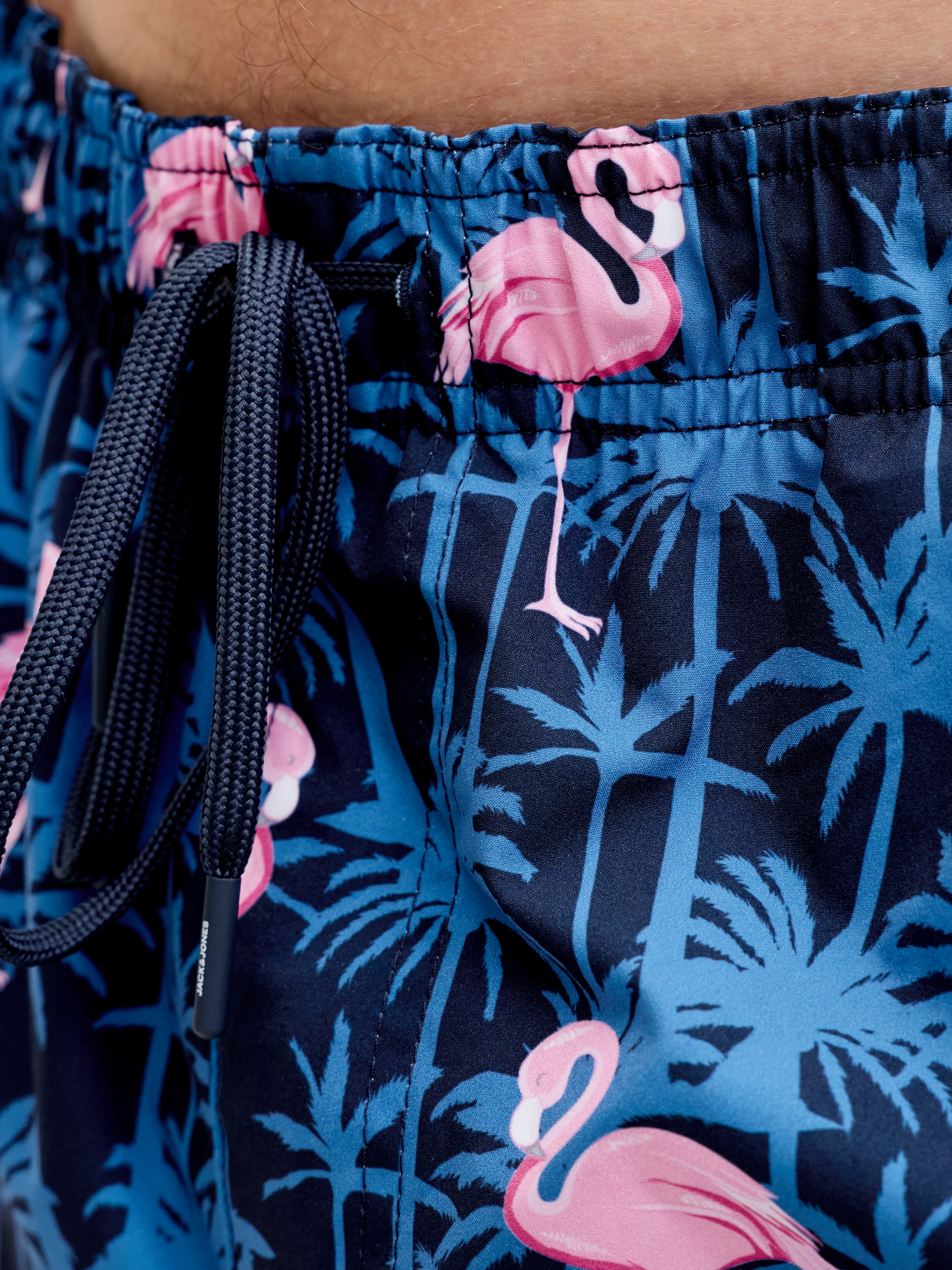 Jack & Jones Badeshorts »JPSTMAUI VIBES NOVELTY AOP SWIM SHORT SN« Kunstfaser