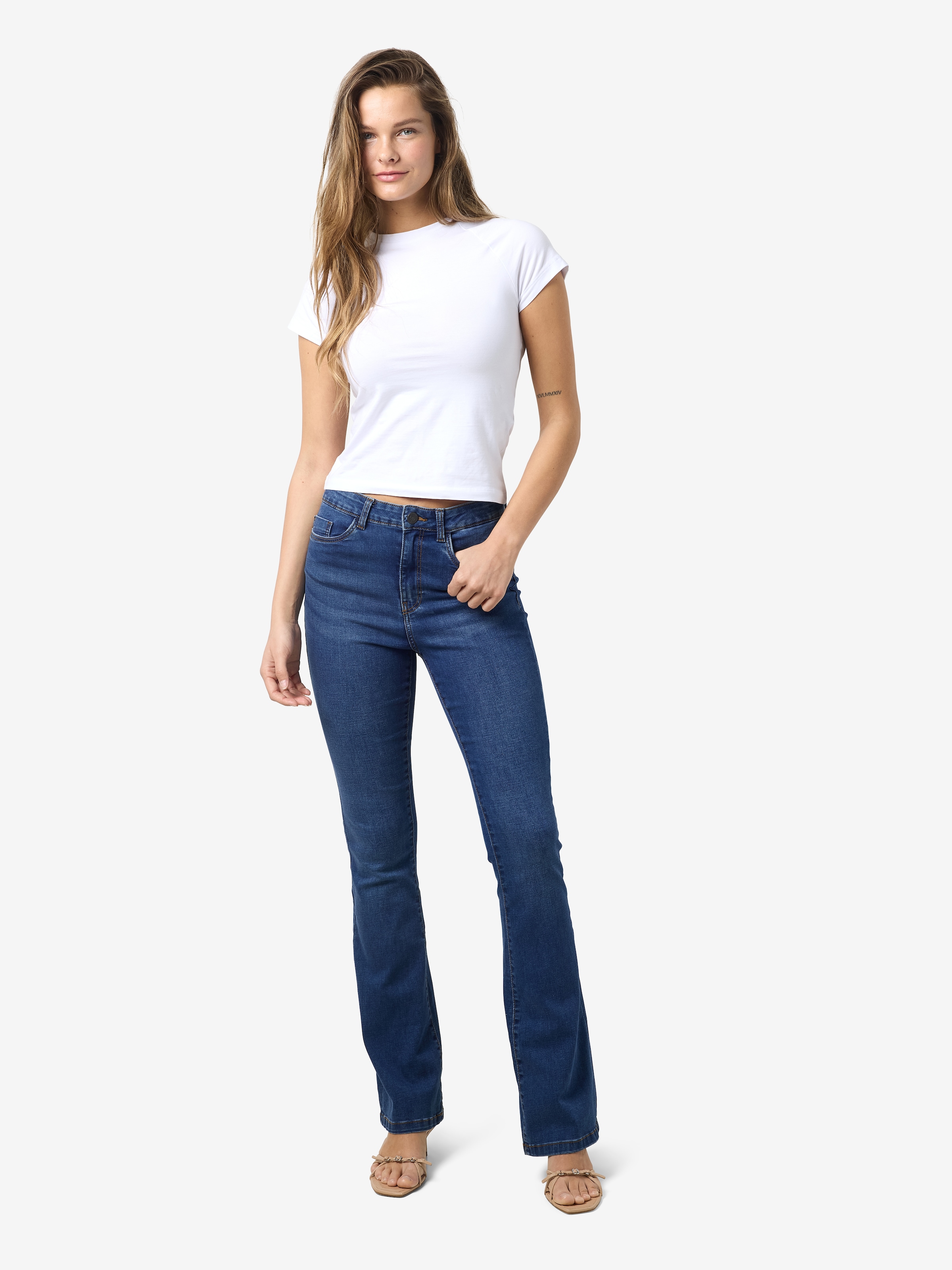 Noisy may High-waist-Jeans »NMSALLIE HW FLARE JEAN VI021MB FWD NOOS«