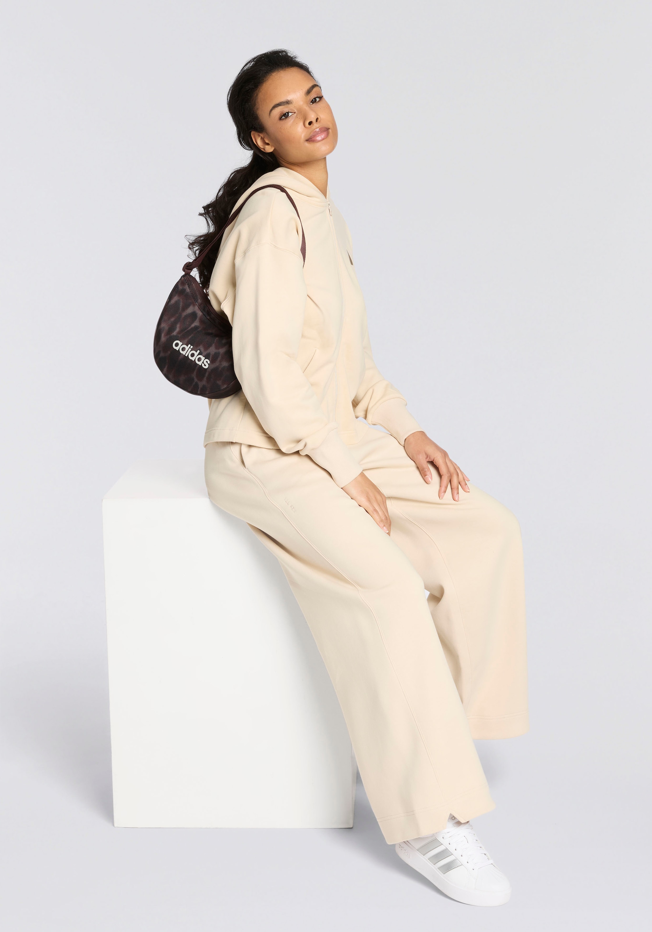 adidas Performance Sporttasche »W L ESS POUCH«