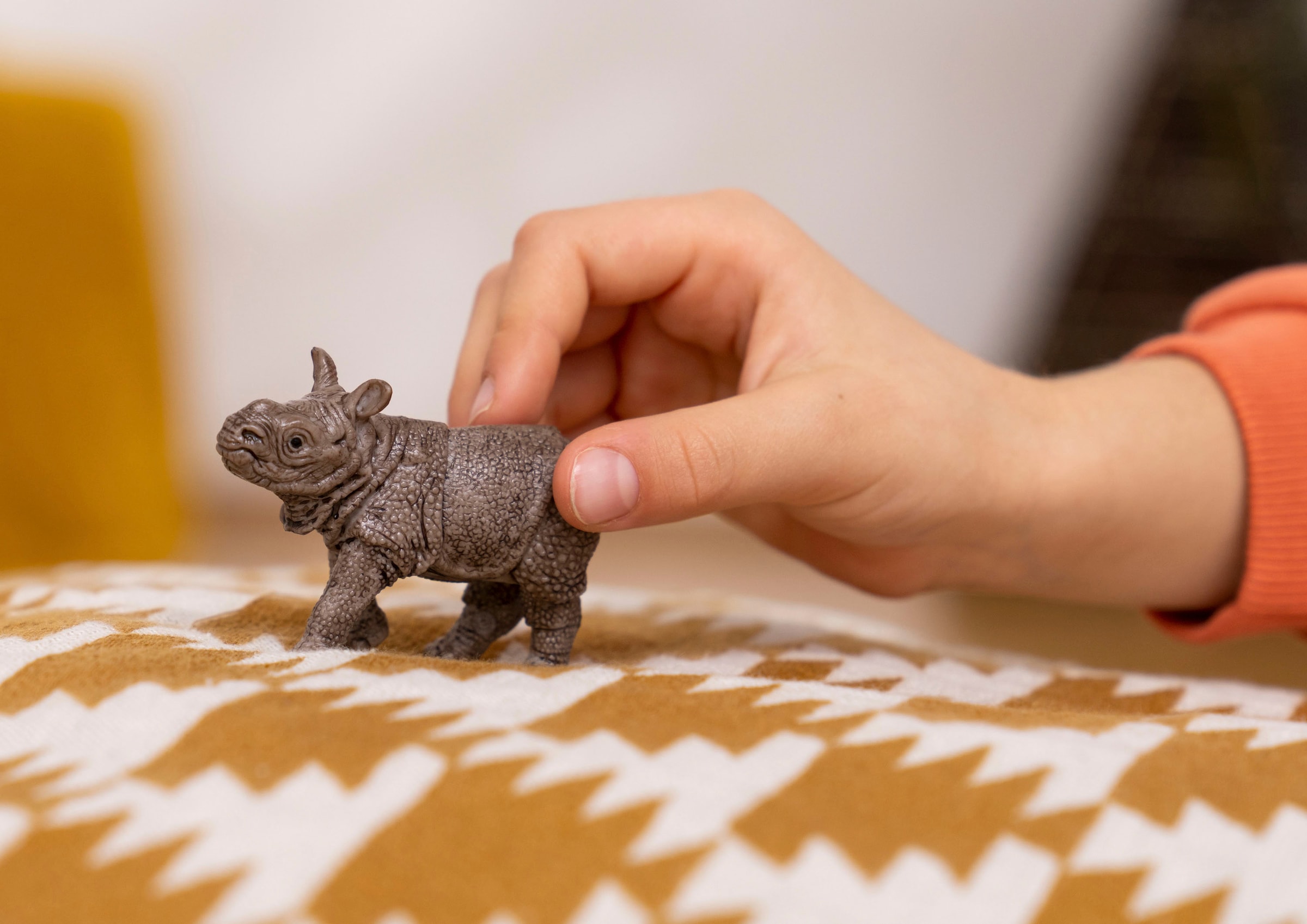 Schleich® Spielfigur »WILD LIFE, Panzernashorn Baby (14860)«