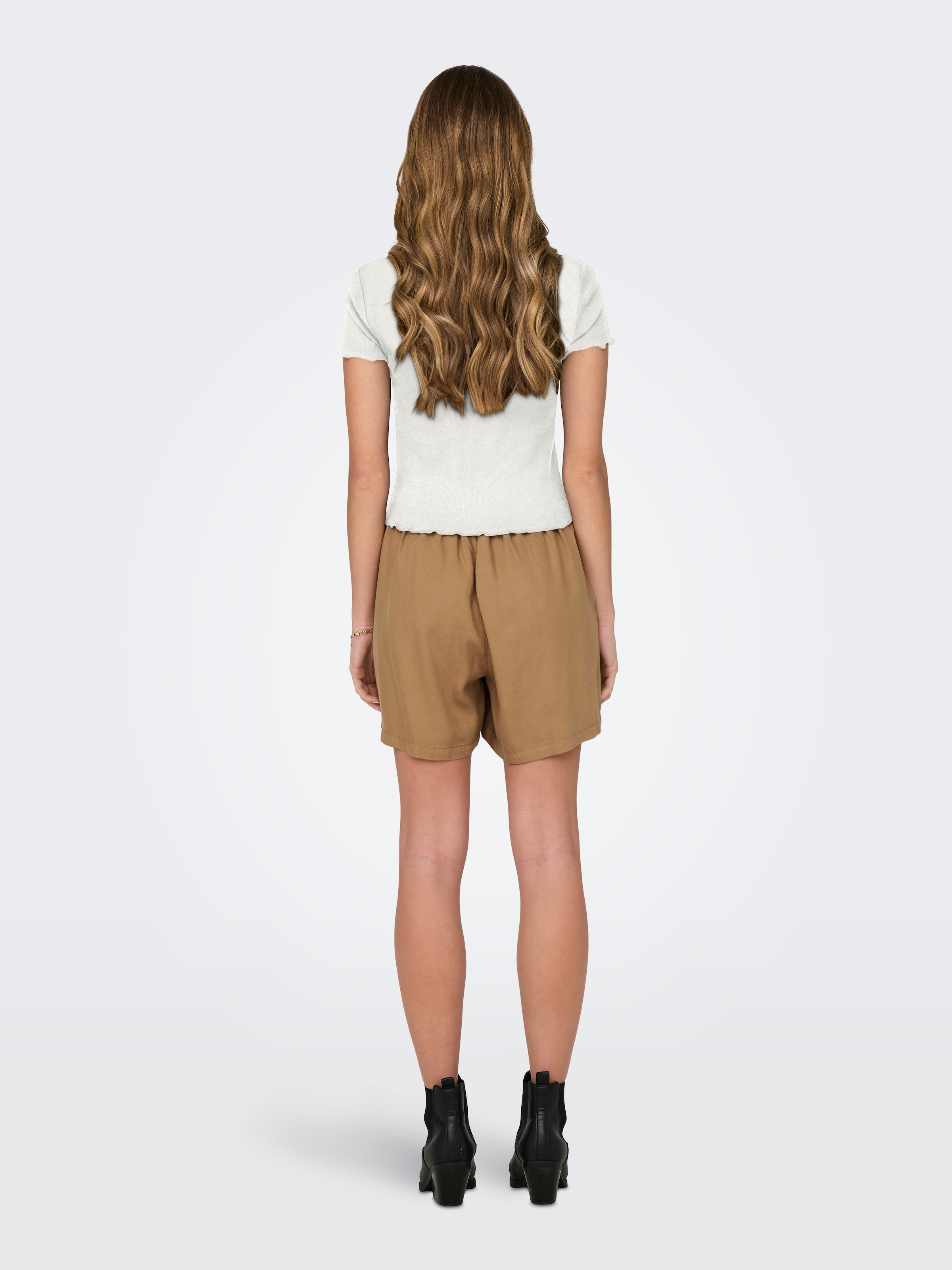 ONLY Kurzarmshirt »ONLBETTY S/S V-NECK TOP CC JRS«