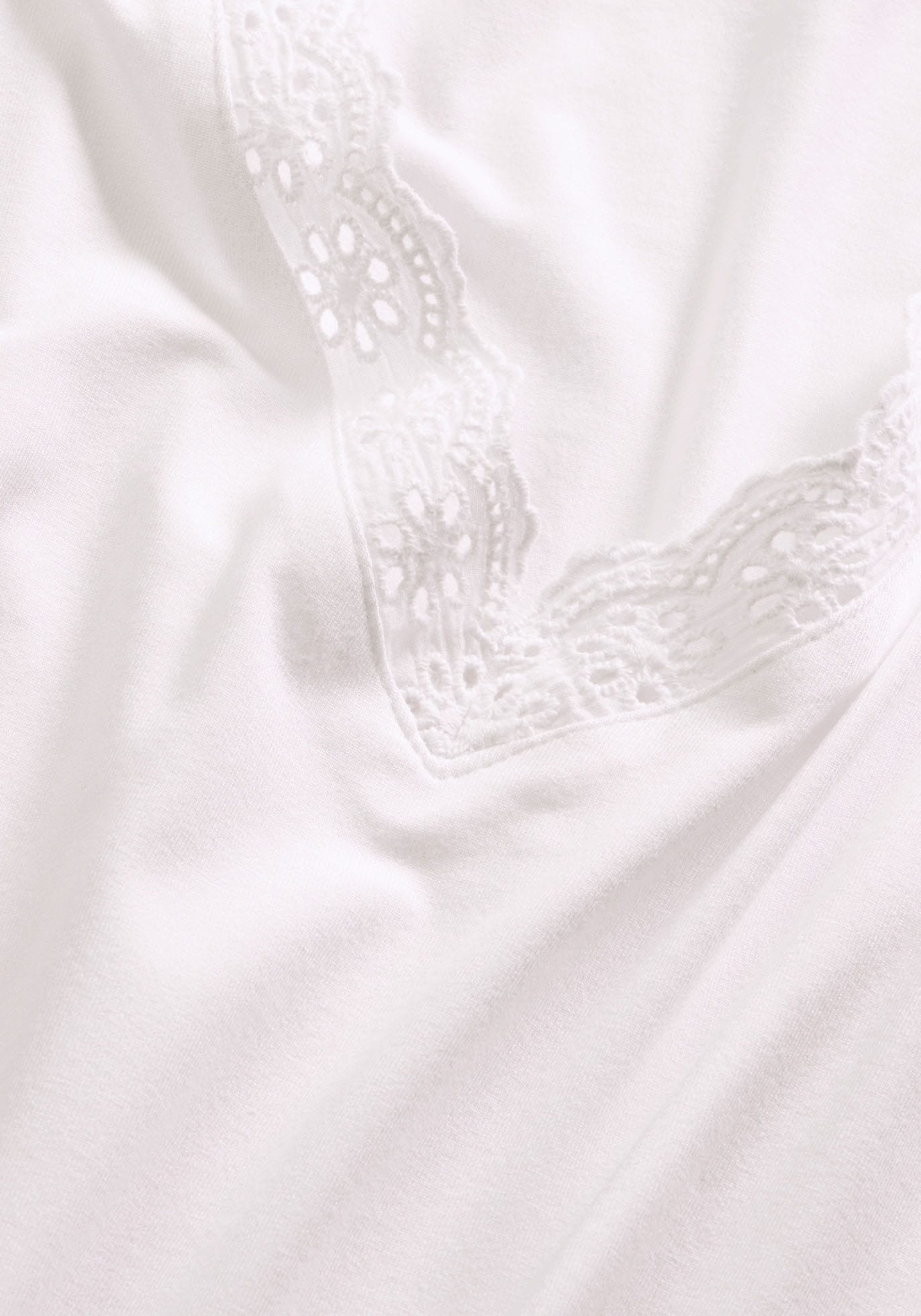bonprix T-Shirt »Shirt aus Viskose-Mix« bequeme Passform, Kurzarm-Design, für vielseitige Anlässe