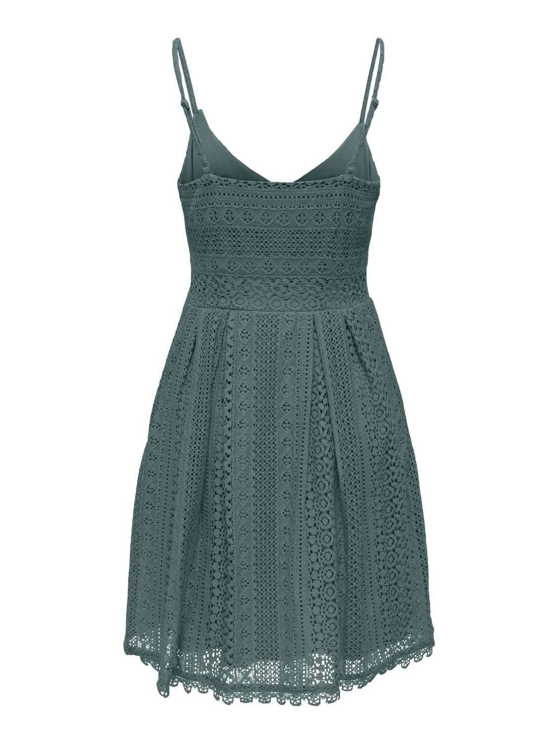 ONLY Trägerkleid »ONLHELENA – Trägerkleid aus Baumwolle für den Sommer« Baumwolle, regular fit, V-Ausschnitt