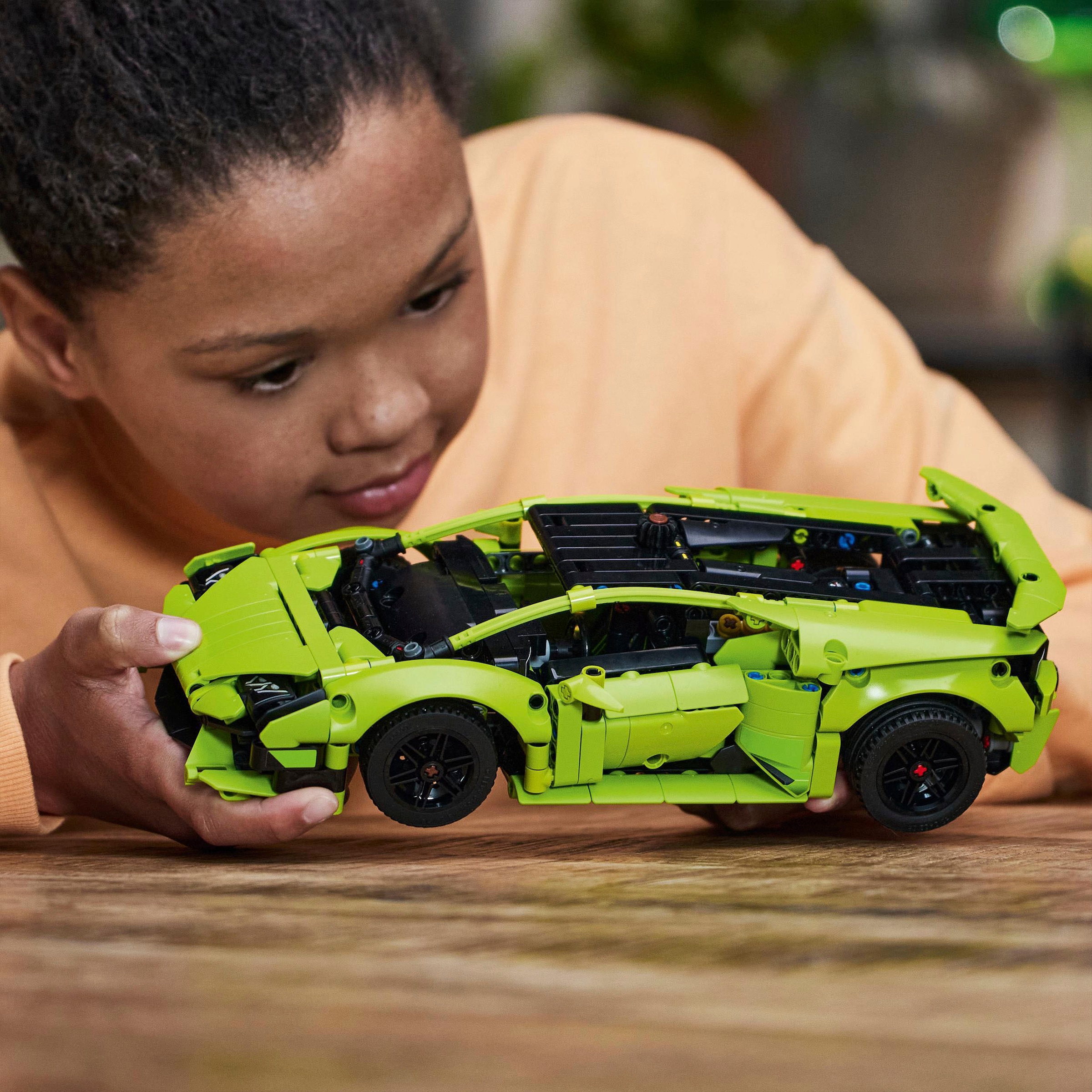 LEGO® Konstruktionsspielsteine »Lamborghini Huracán Tecnica (42161), LEGO® Technic«, (806 St.), Made in Europe