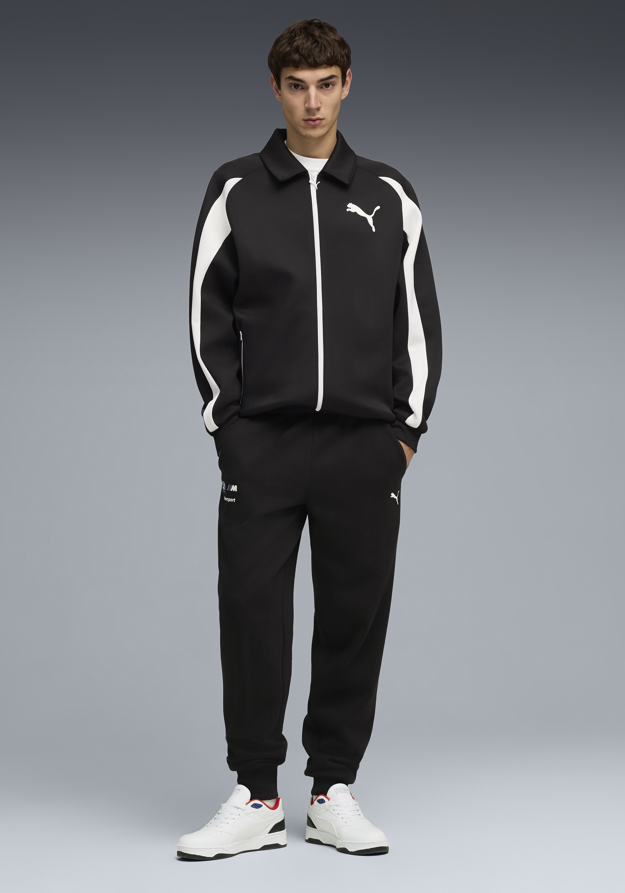 PUMA Trainingshose »BMW MMS ESS PANTS FLEECE«  für Motorsport und Sportmode, mit Nahttaschen, aus Baumwollmischung