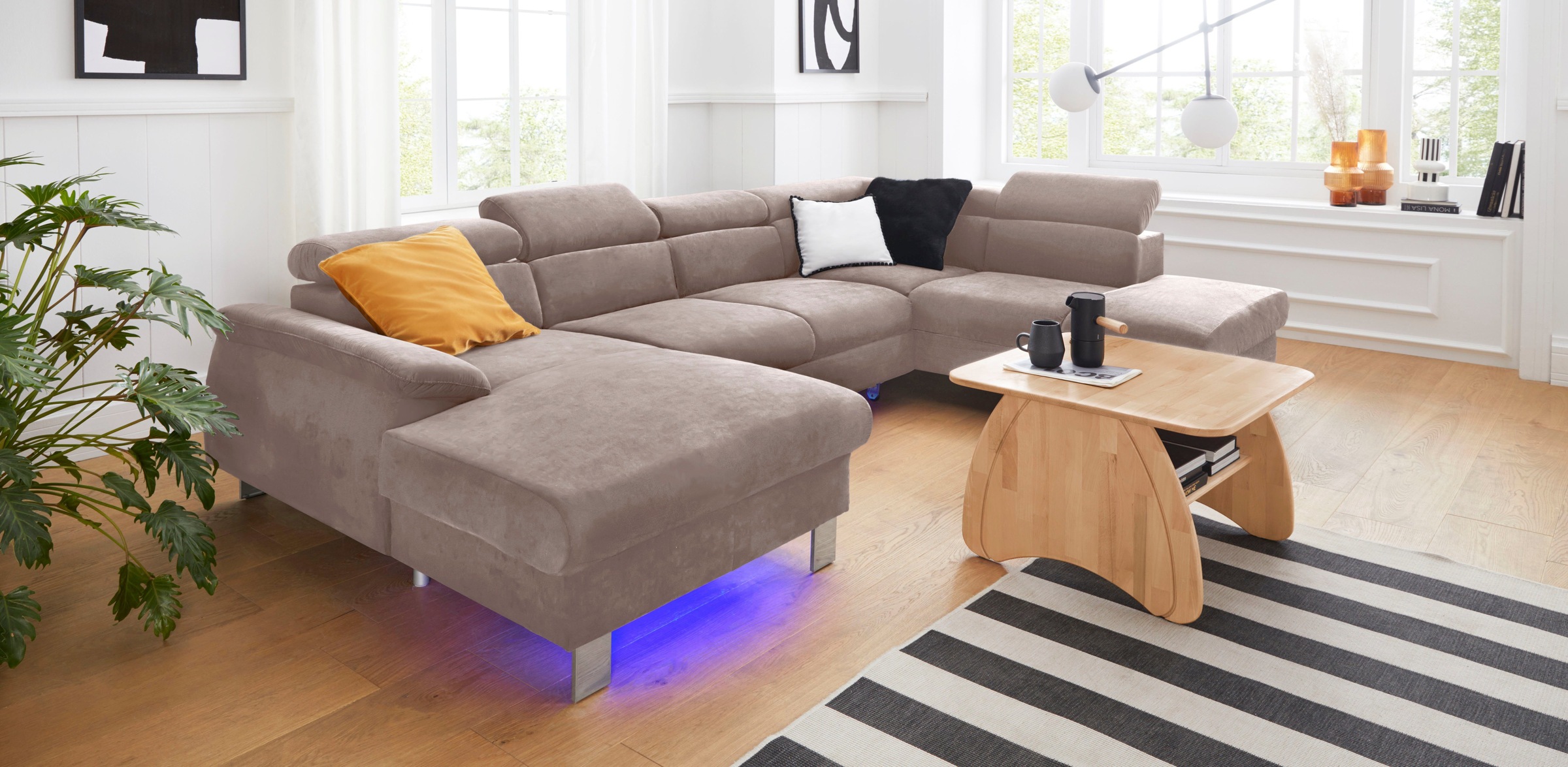 COTTA Polstergarnitur »Komaris U-Form«, (Set), Set bestehend aus: Wohnlandschaft mit Kopfteilverstellung & Hocker