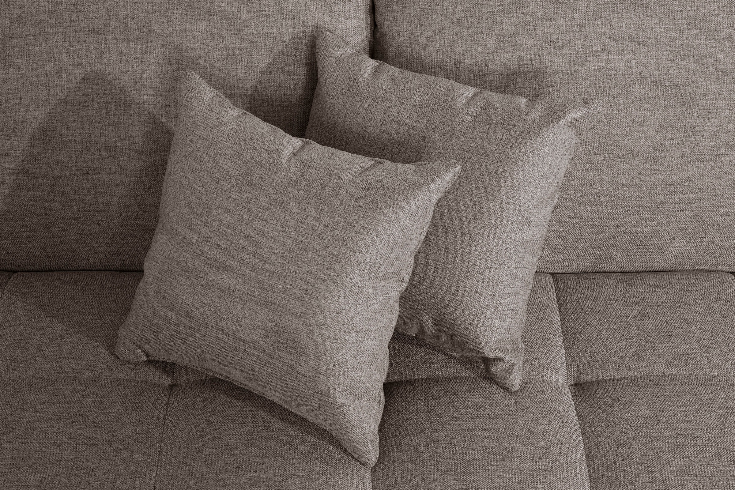 DOMO collection 2-Sitzer »Franzi, zeitlos & elegant, moderne Sitzheftung«, wahlweise mit Kopfteilverstellung, inklusive Zierkissen