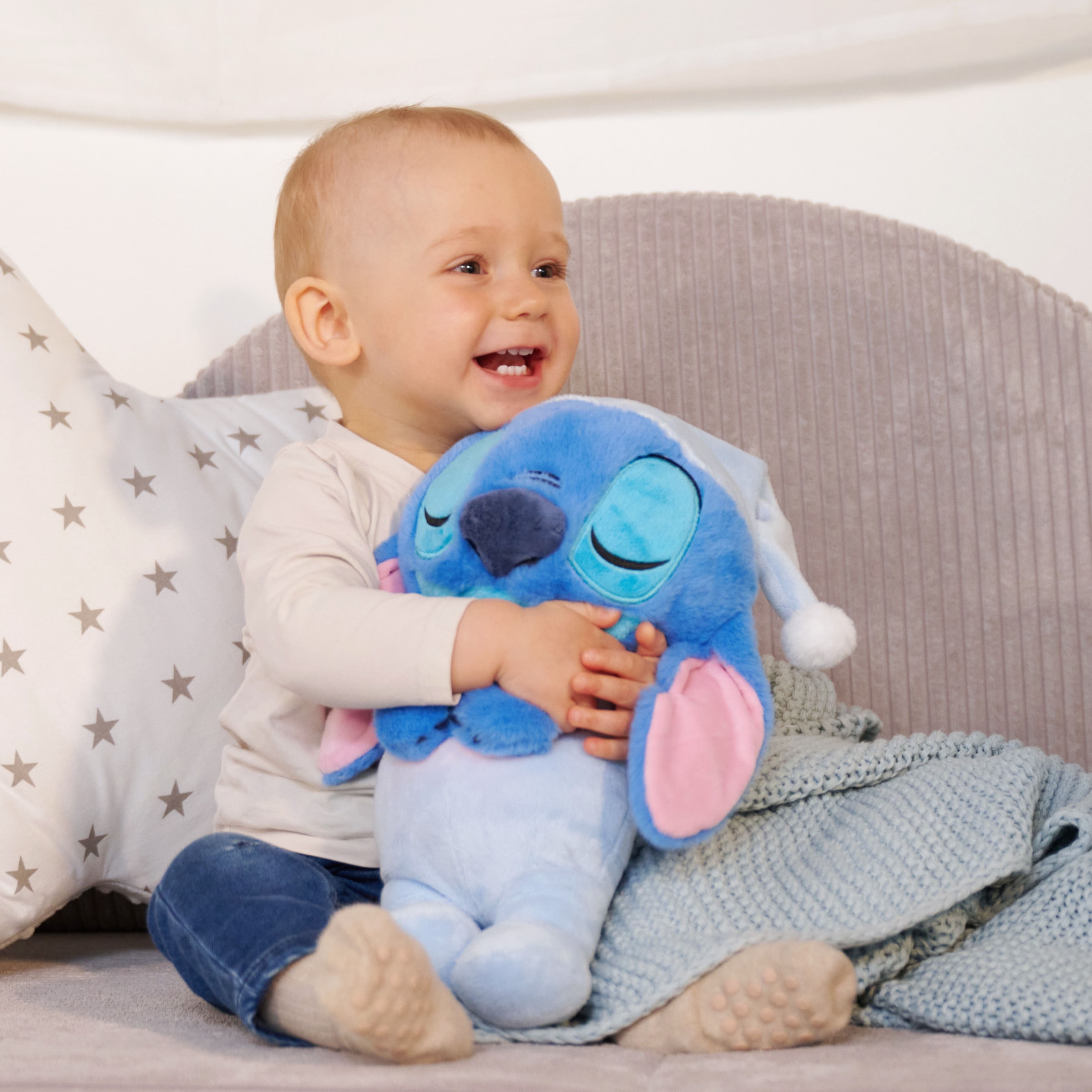 SIMBA Plüschfigur »Disney Schlafender Stitch, 31 cm«