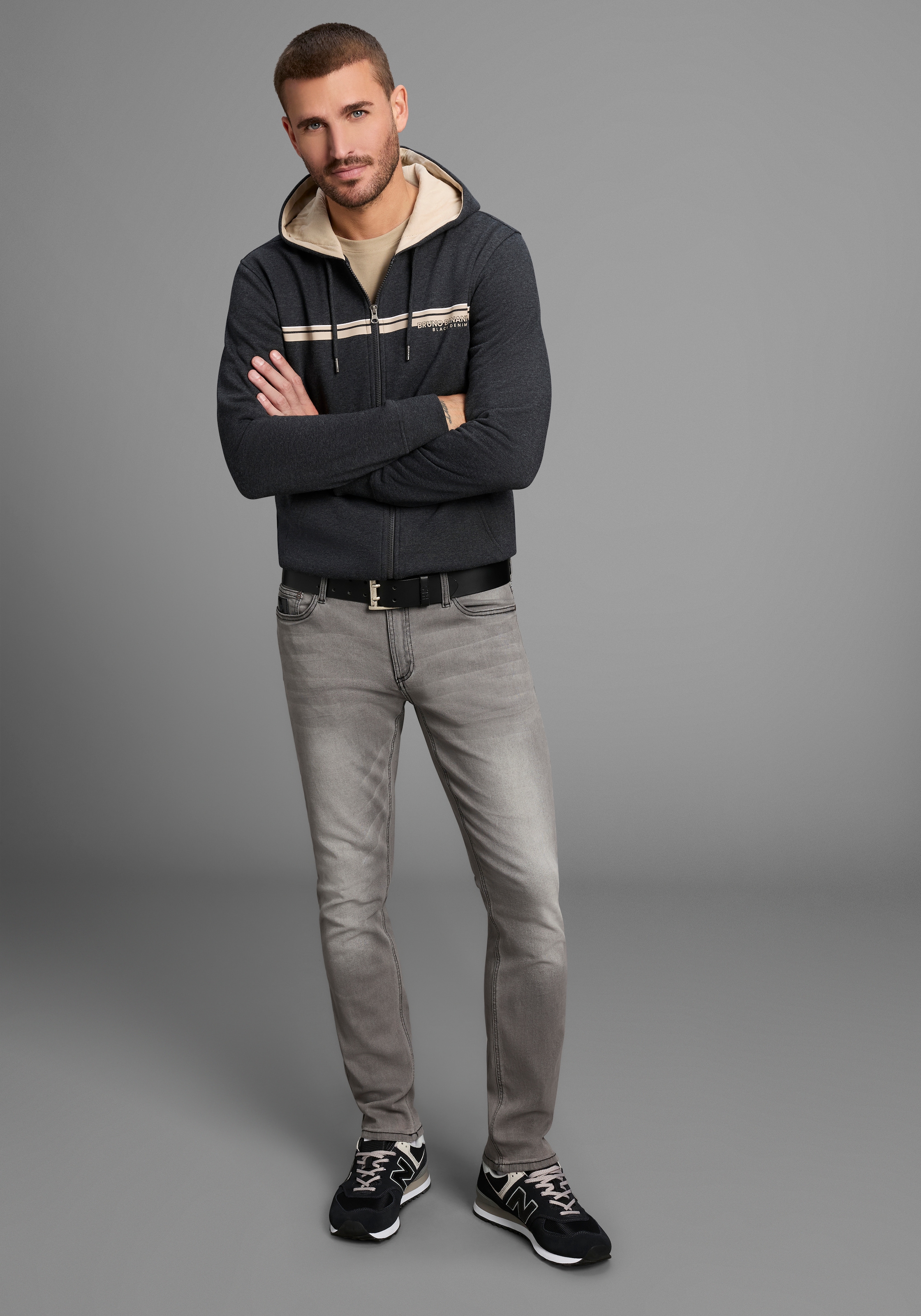Bruno Banani Straight-Jeans »Hutch«, gerade Beinform, teilweise mit modischen Destroyed-Effekten