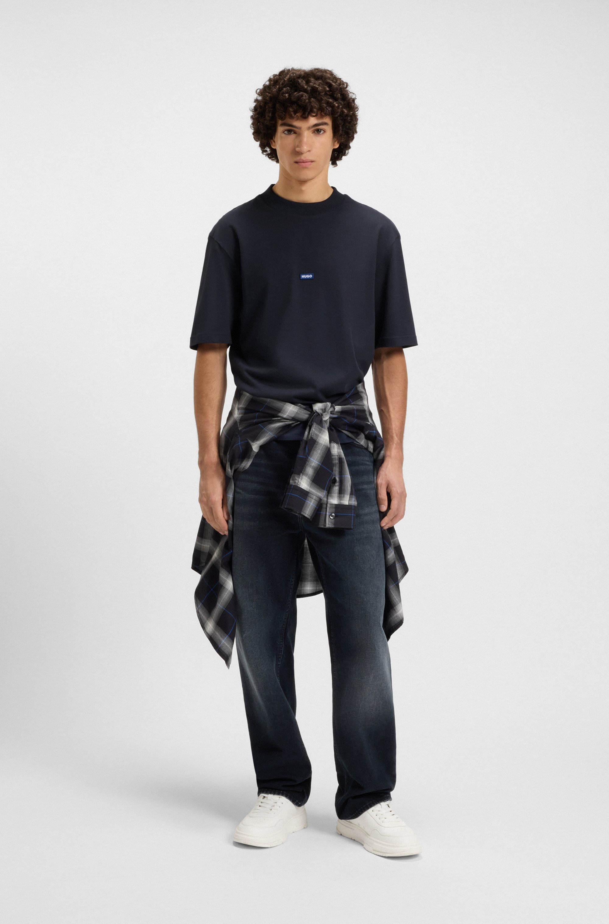 HUGO Blue T-Shirt »Nieros«, mit Logo-Patch