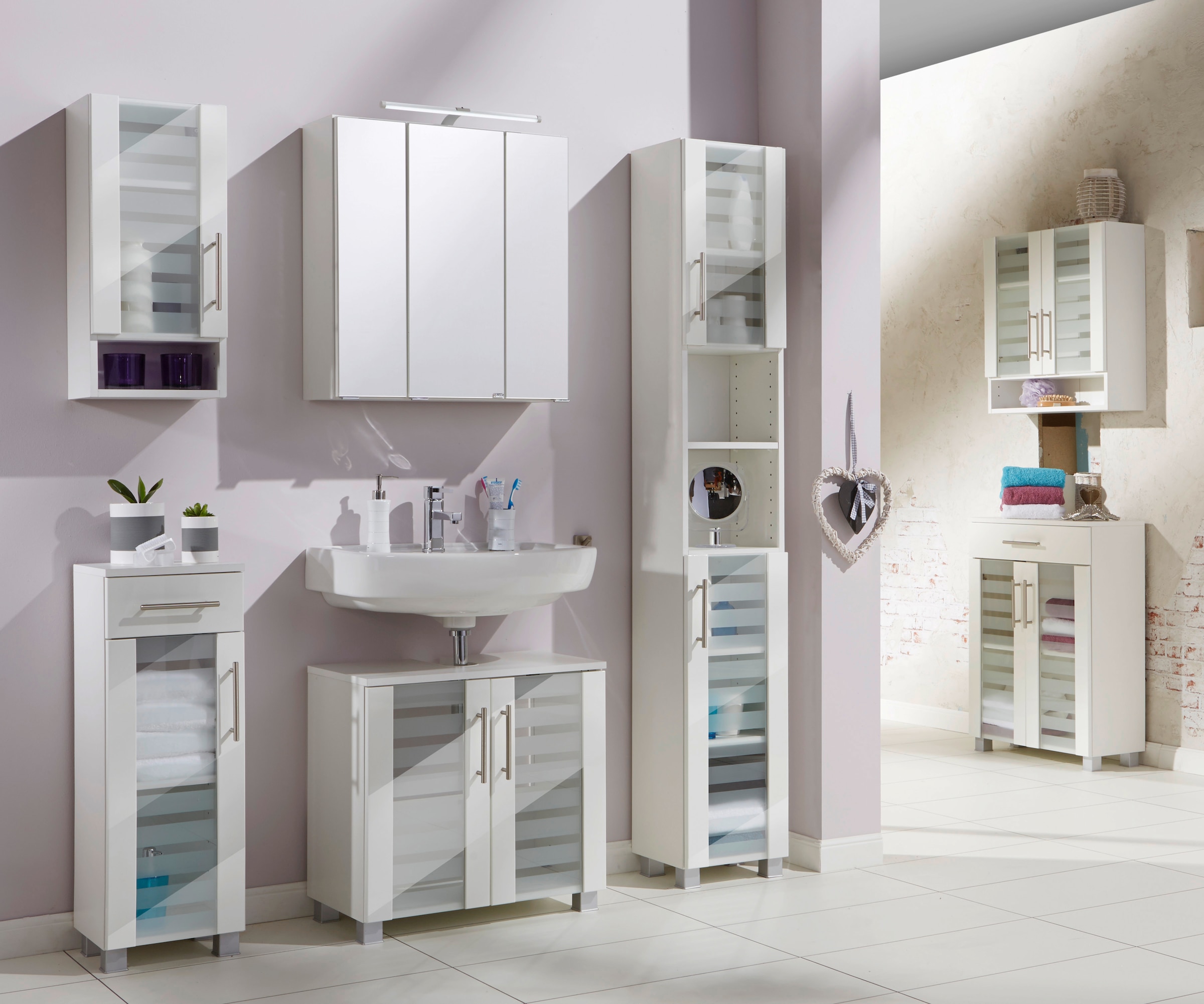 welltime Seitenschrank »Jaca«, Breite 30 cm, mit MDF Hochglanz-Fronten