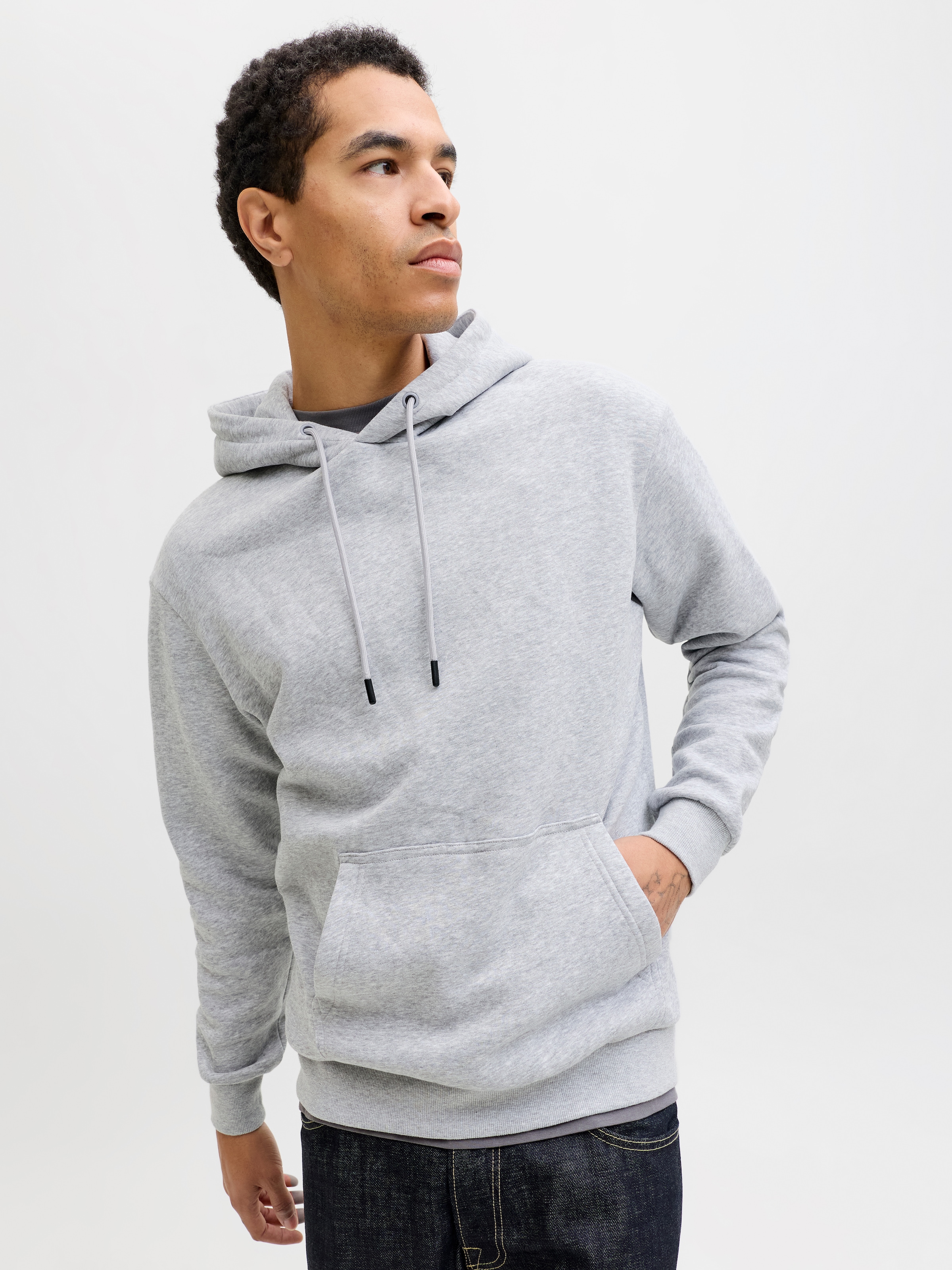 Jack & Jones Kapuzensweatshirt »JJEBRADLEY SWEAT HOOD NOOS«, mit Känguru Tasche
