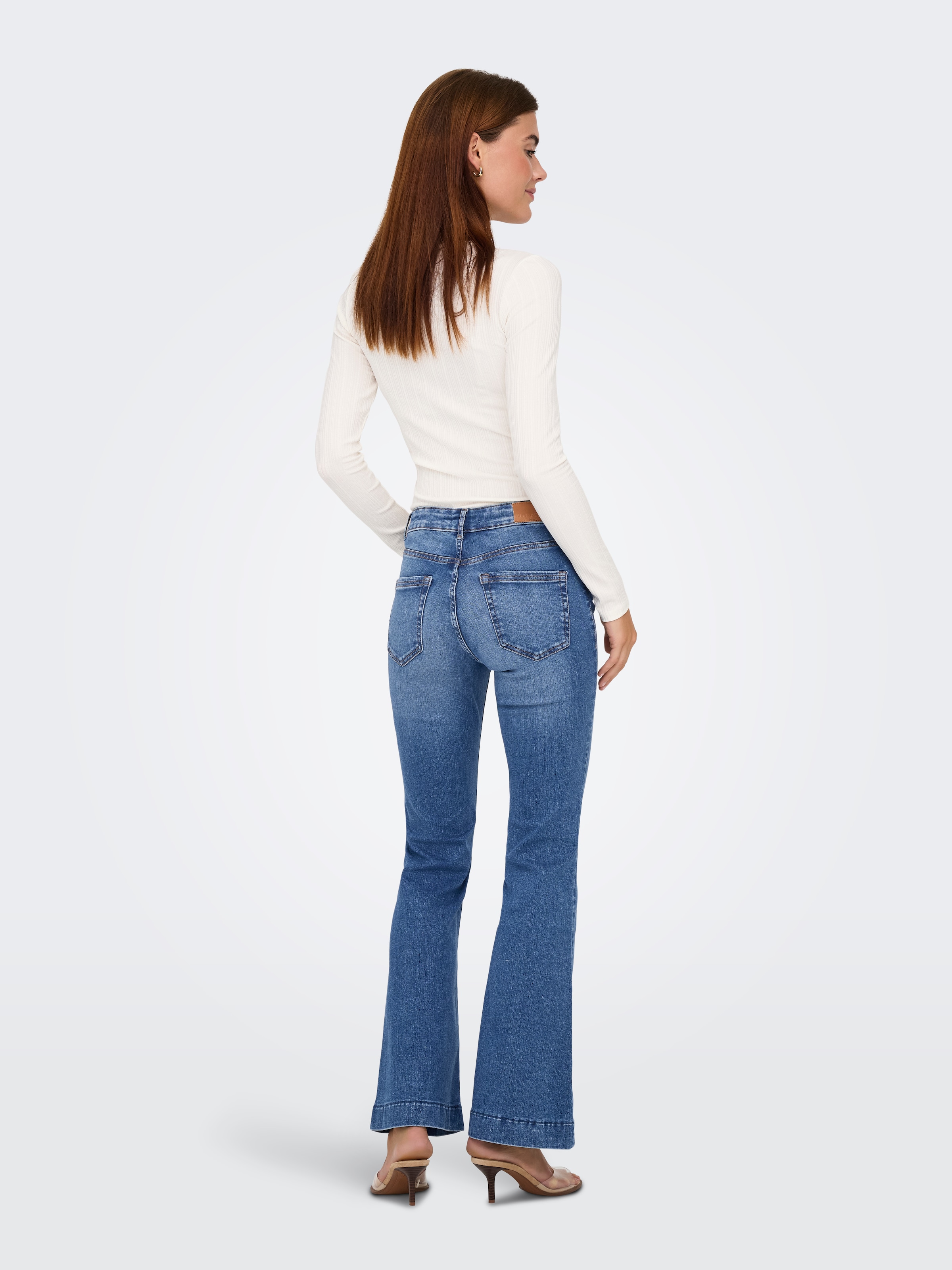 ONLY Bootcut-Jeans »ONLBLUSH MID RETROFLARED DNM DIA550 NOOS«