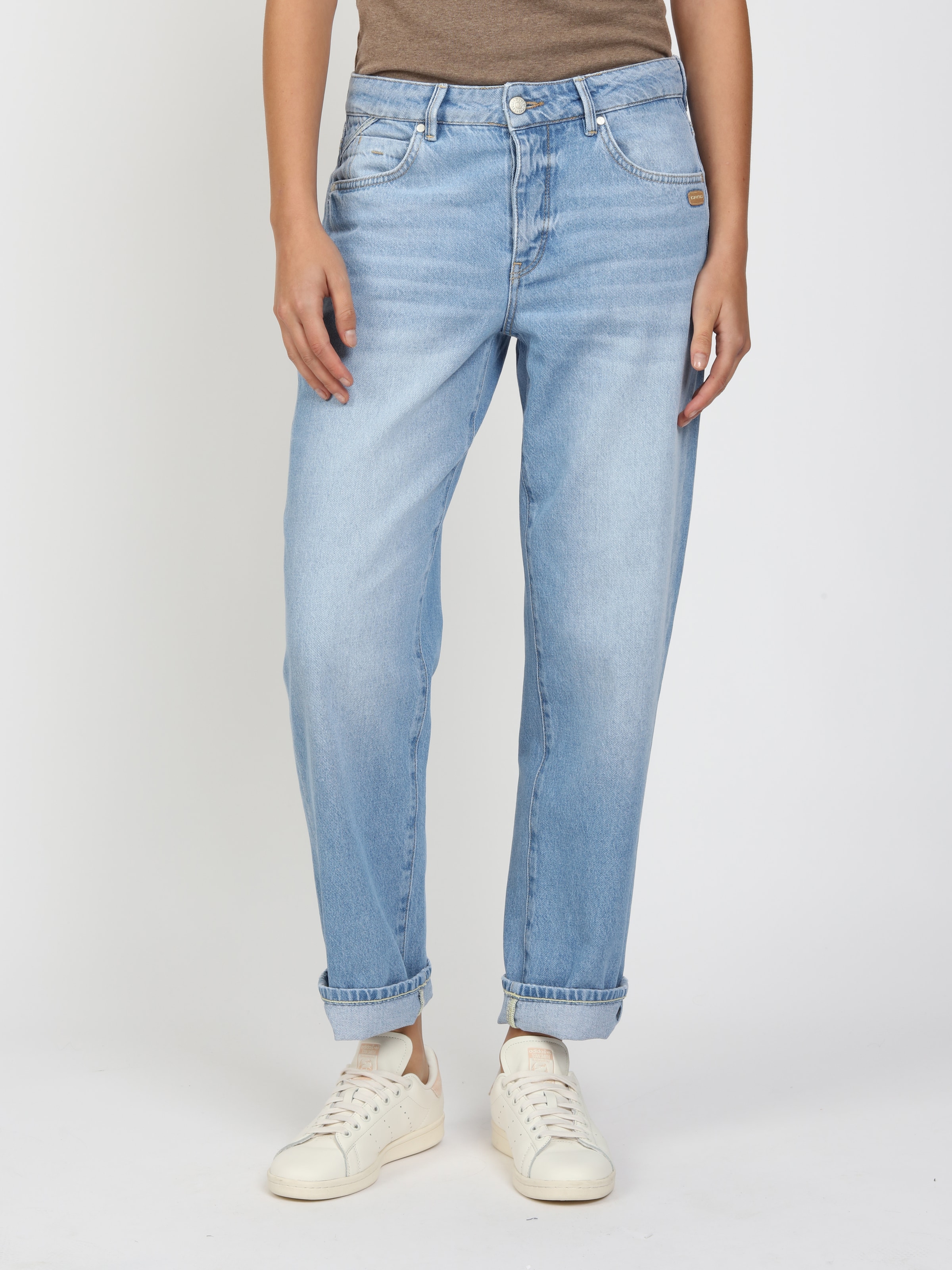 GANG Straight-Jeans »94THELMA« mit Detail oberhalb der Münztasche