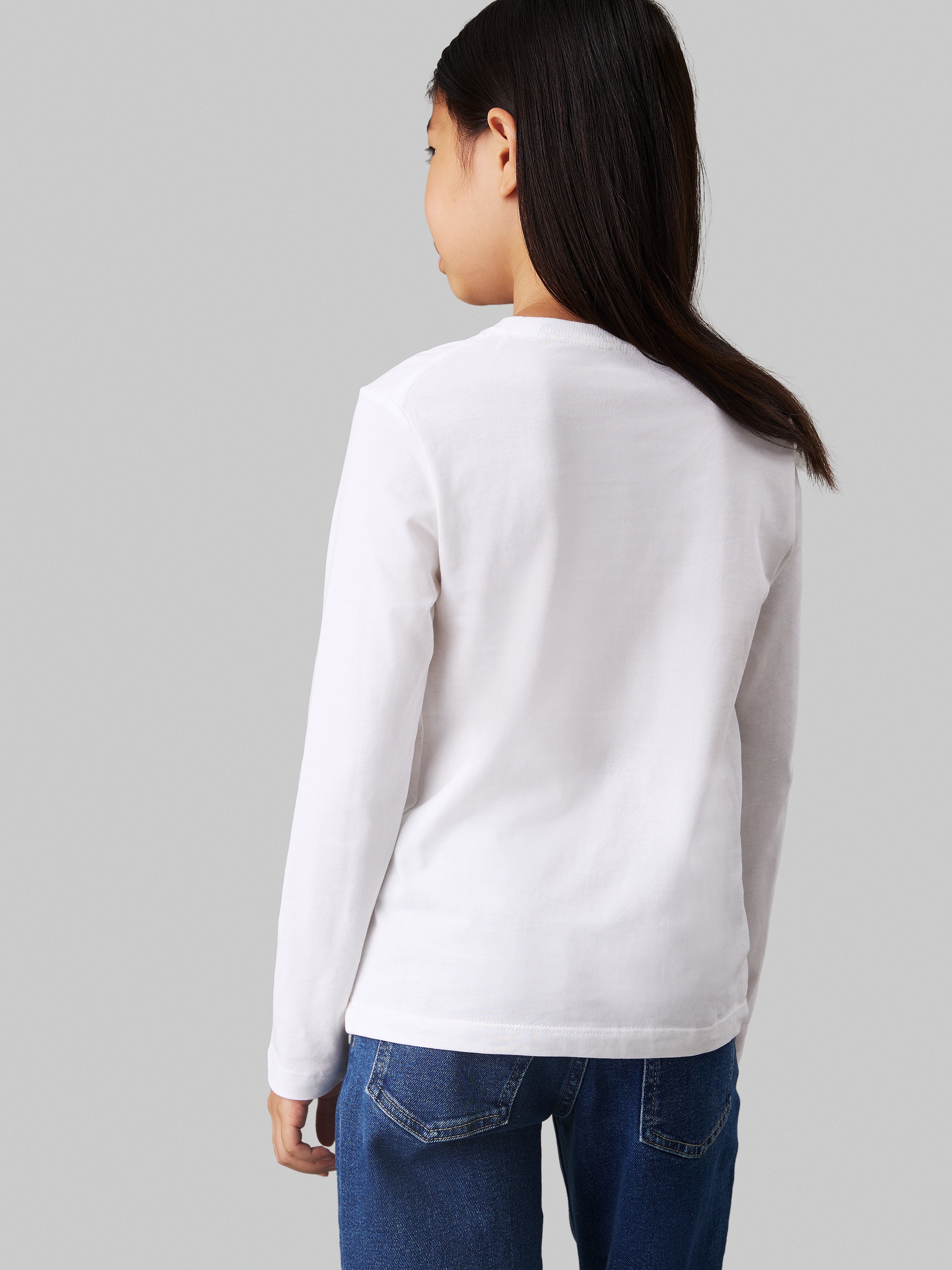 Calvin Klein Jeans Langarmshirt »Chest Monologo Ls T-Shirt«, für Kinder bis 16 Jahre und mit Logoschriftzug