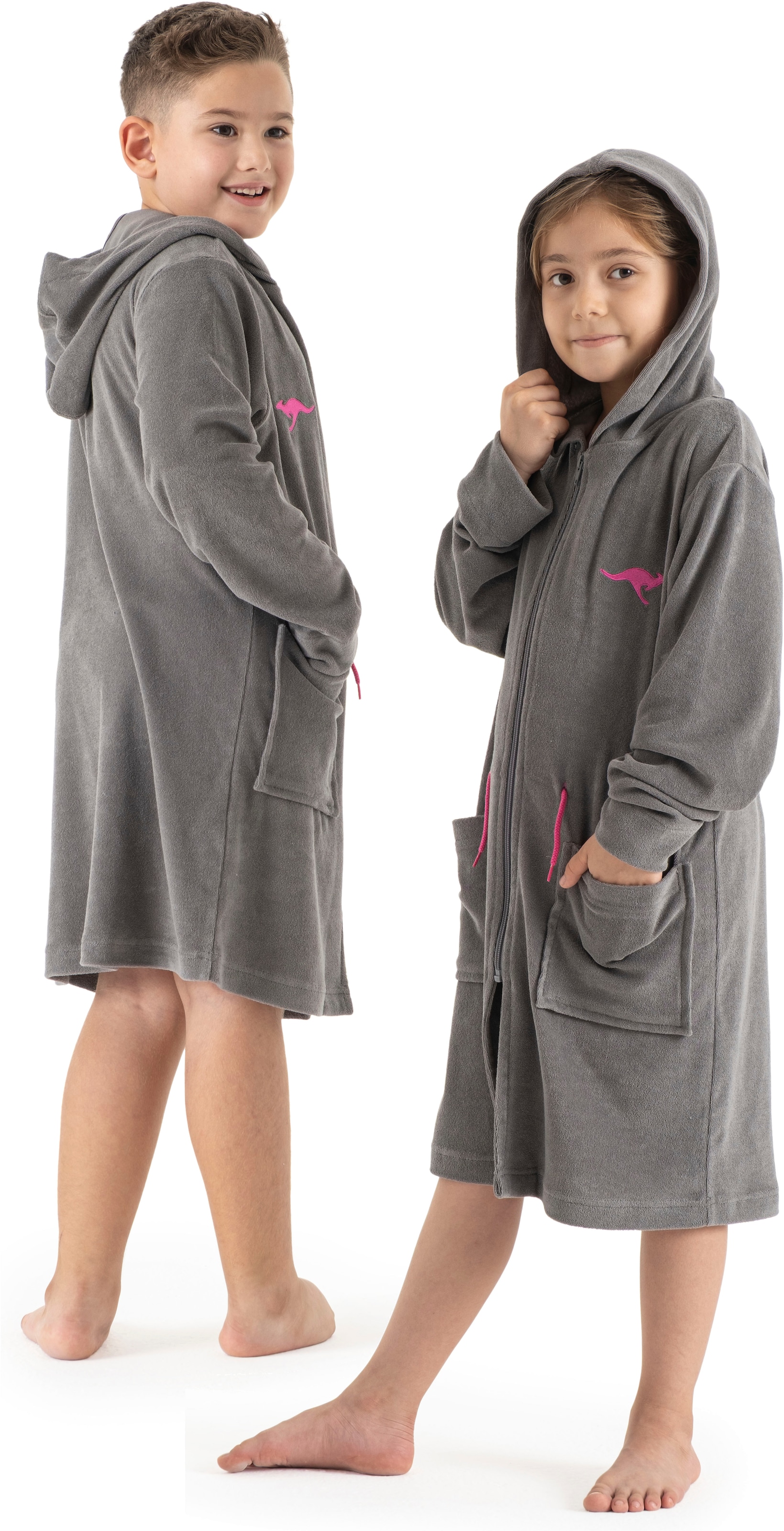 KangaROOS Kinderbademantel "Kira, Ideal für Zuhause, Schwimmbad oder im Urlaub" 1 Stk. modernen, sportliches Design, leuchtenden Akzenten