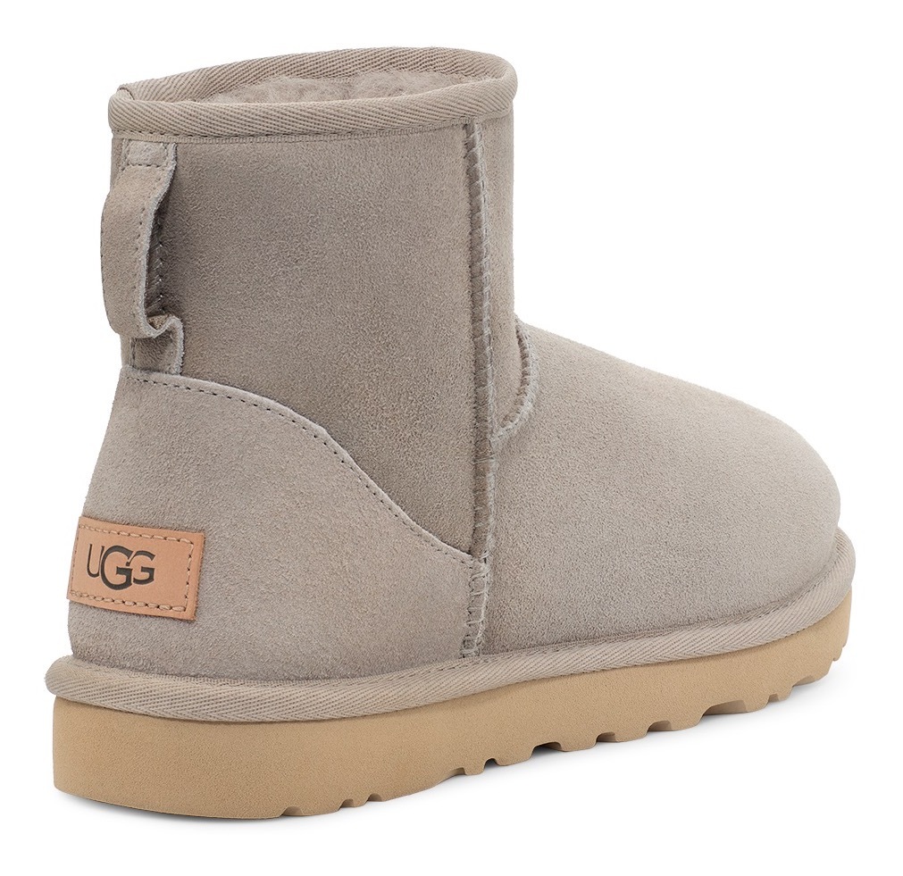 UGG Schlupfboots »Classic Mini II«, Bequemschuh, Freizeitschuh im Twinface-Design