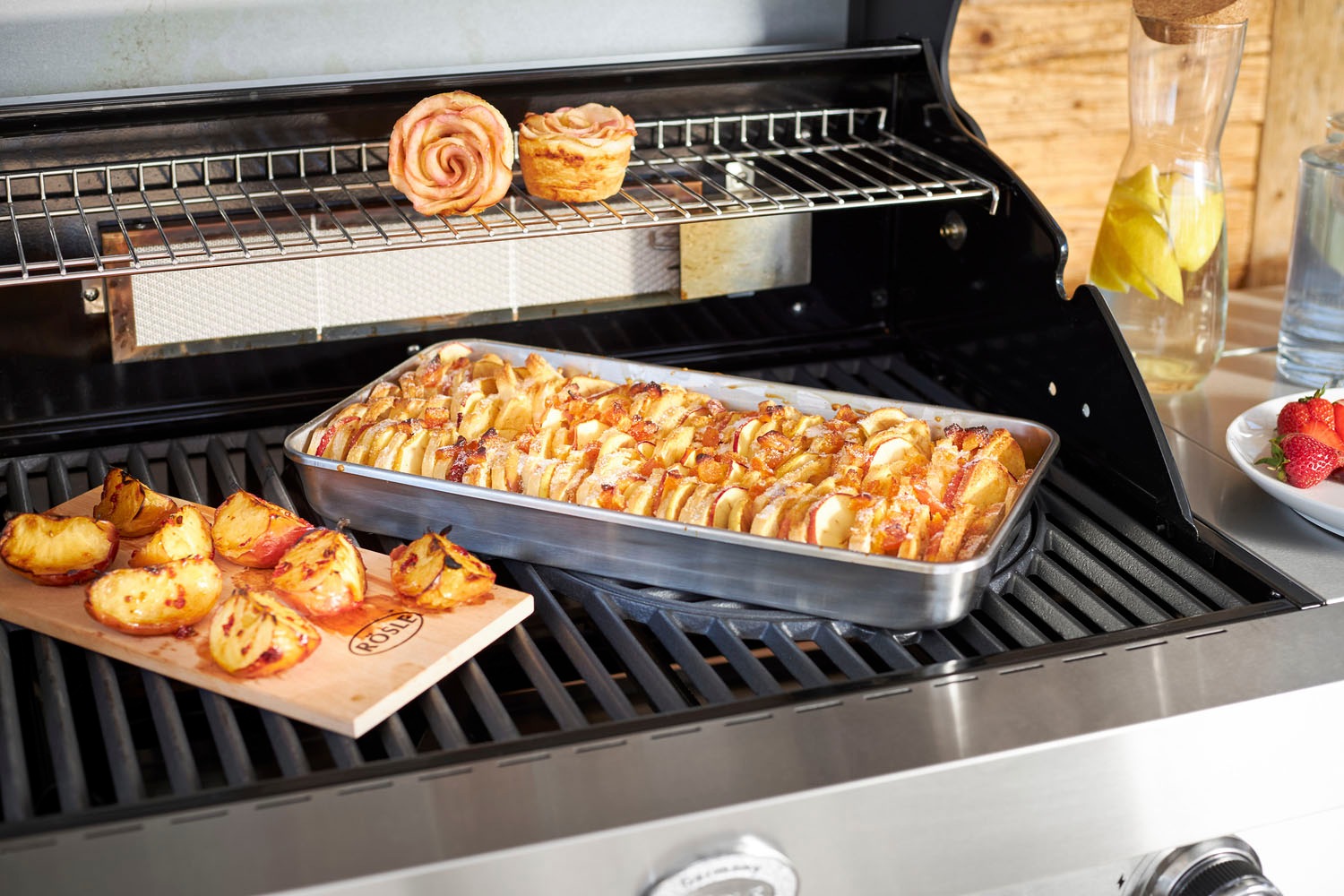 RÖSLE Aromaplanke »Holzplanke Erlenholz, 25174« Massivholz 2 Stk. tlg. für Holzaroma im Grillgut, mehrfach verwendbar, Naturprodukt