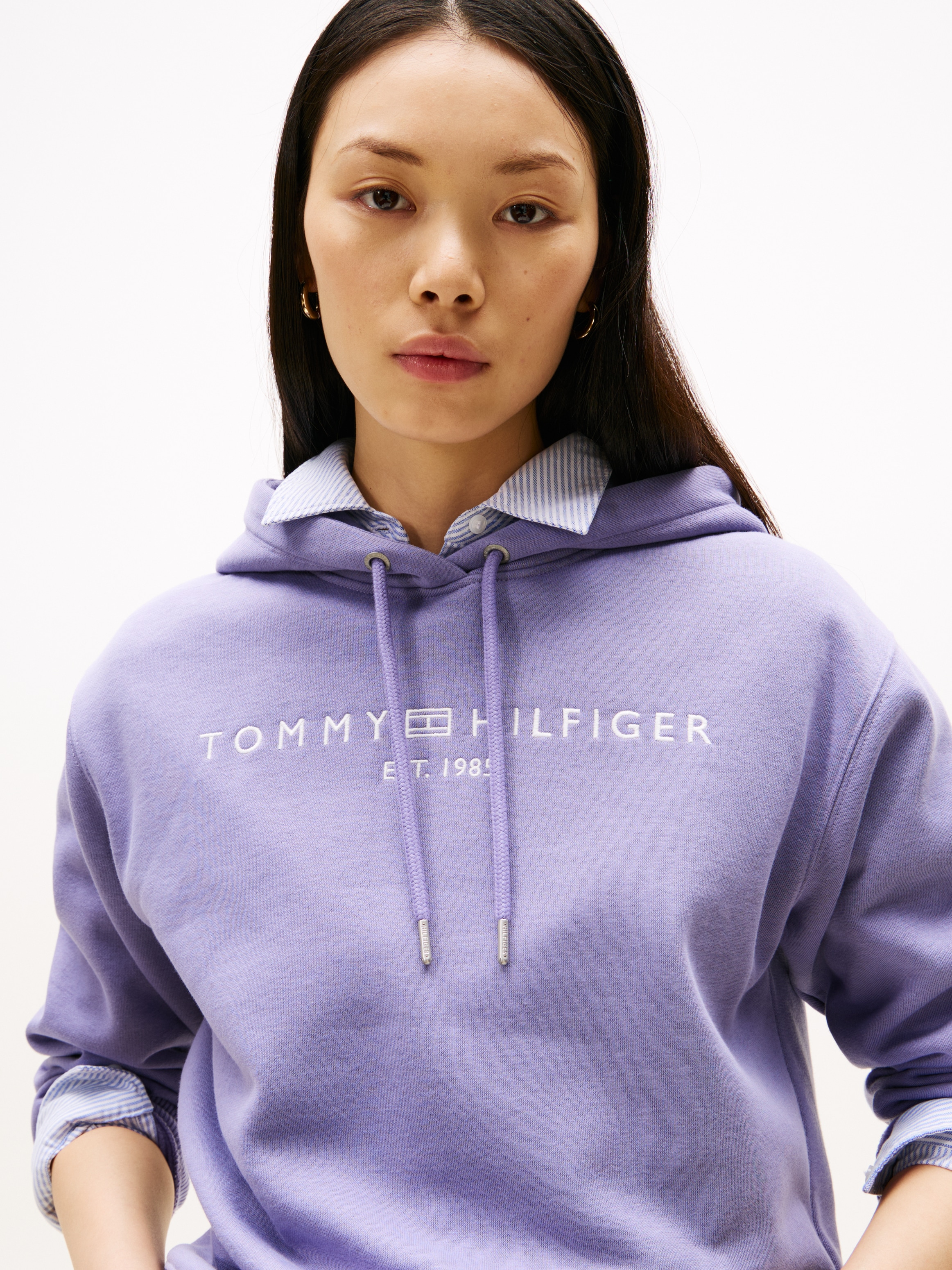 Tommy Hilfiger Kapuzensweatshirt »MDRN REG CORP LOGO HOODIE«, mit gesticktem Logo-Schriftzug
