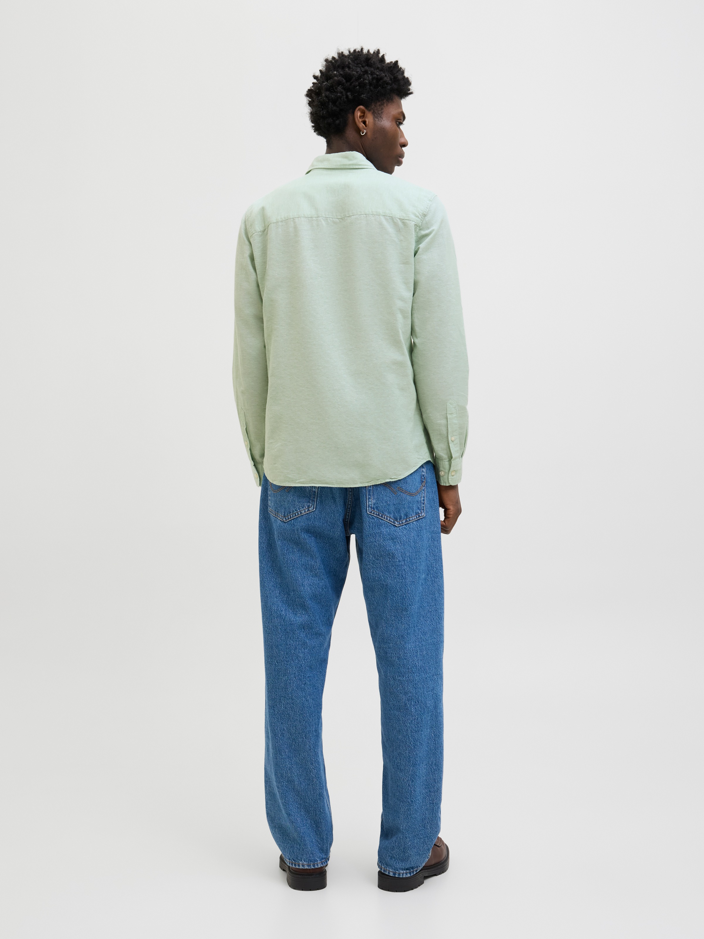 Jack & Jones Langarmhemd »JJEBREEZE SHIRT LS SN«, mit Hemdkragen