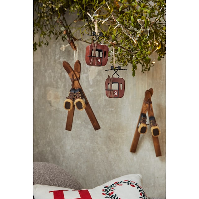 Creativ deco Weihnachtsfigur »Weihnachtsdeko«, (1 St.), Deko-Ski-Set aus  Holz mit niedlichen Details bei OTTO