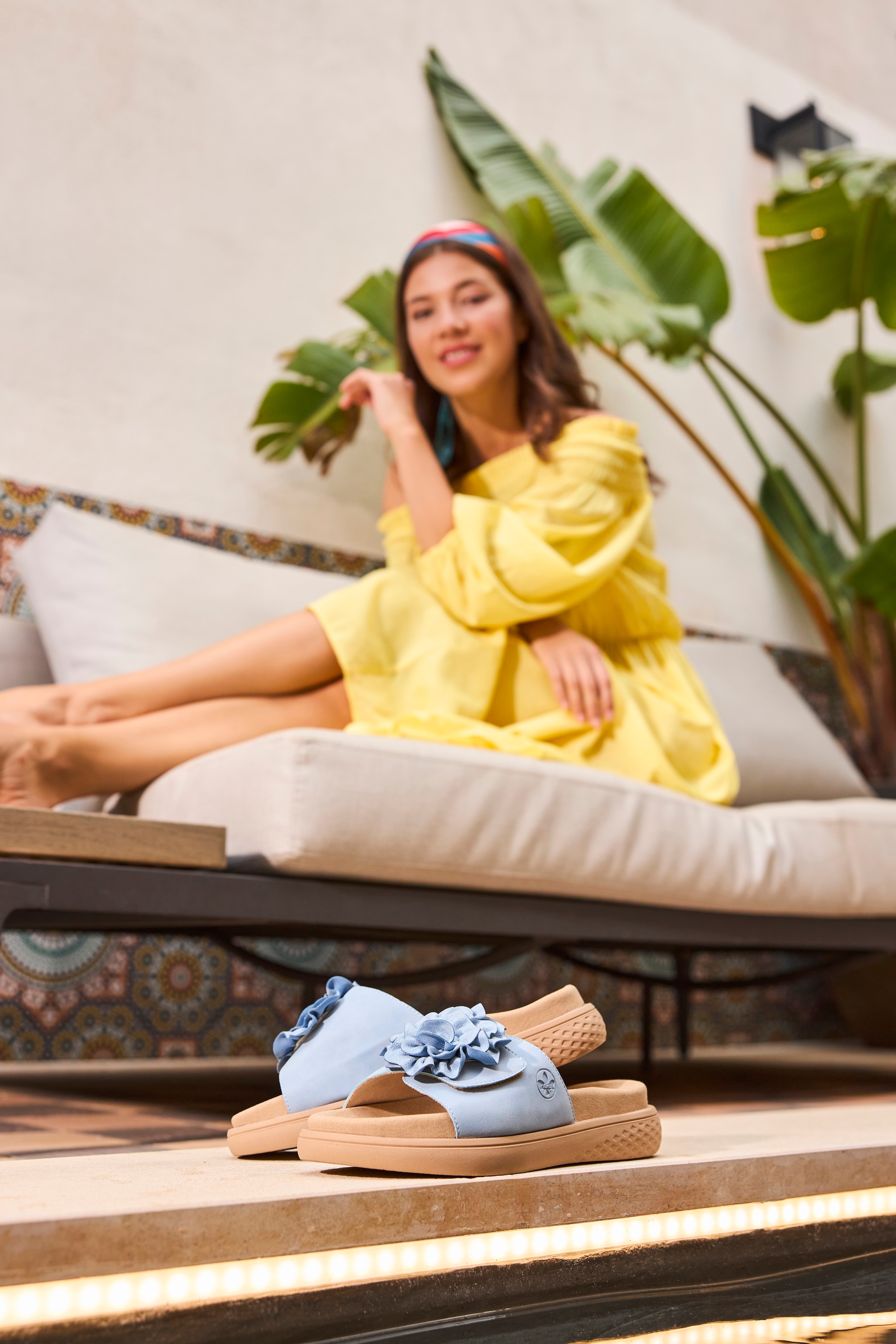 Rieker Pantolette  Sommerschuh, Hausschuh, Strandschuh mit bequemem Fußbett