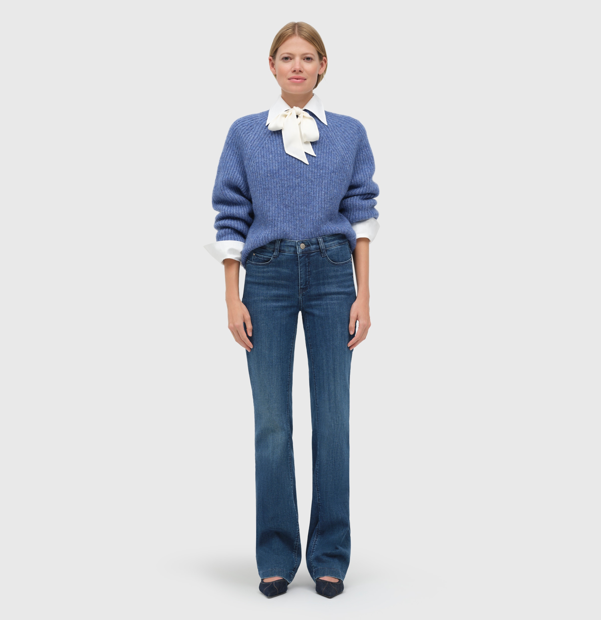 MAC Bootcut-Jeans »Dream-Boot«, Gerade geschnitten mit leicht ausgestelltem Bein