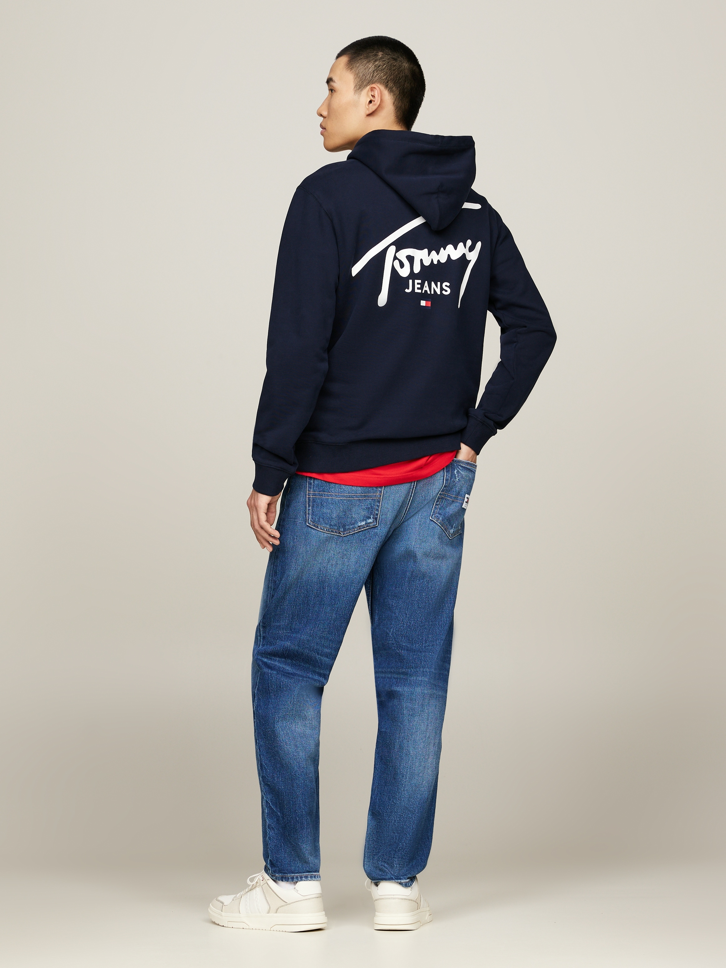 Tommy Jeans Kapuzensweatshirt »TJM REG ENTRY GRAPHIC HOODIE EXT«, mit Logoschriftzug