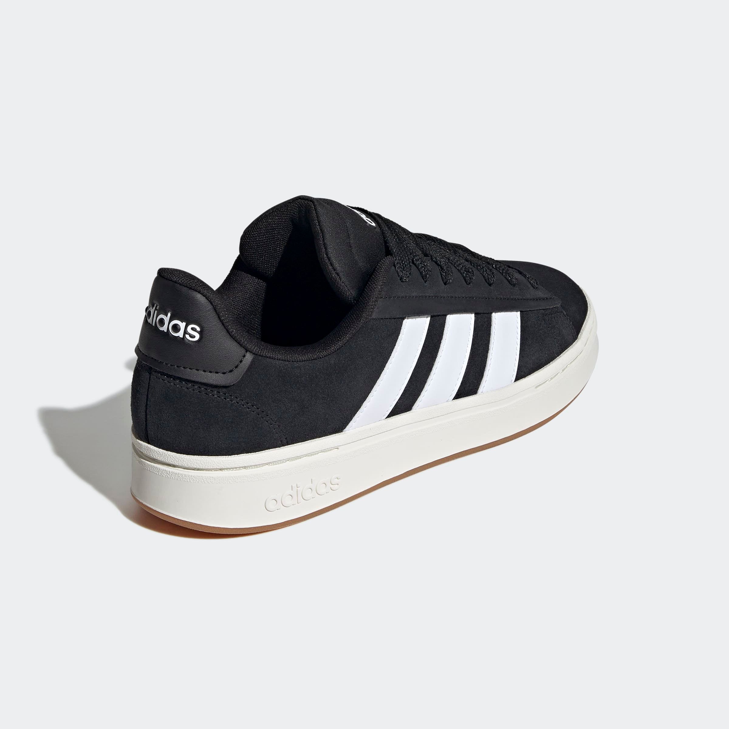 adidas Sportswear Sneaker »GRAND COURT ALPHA«  Design inspiriert vom adidas Campus 00