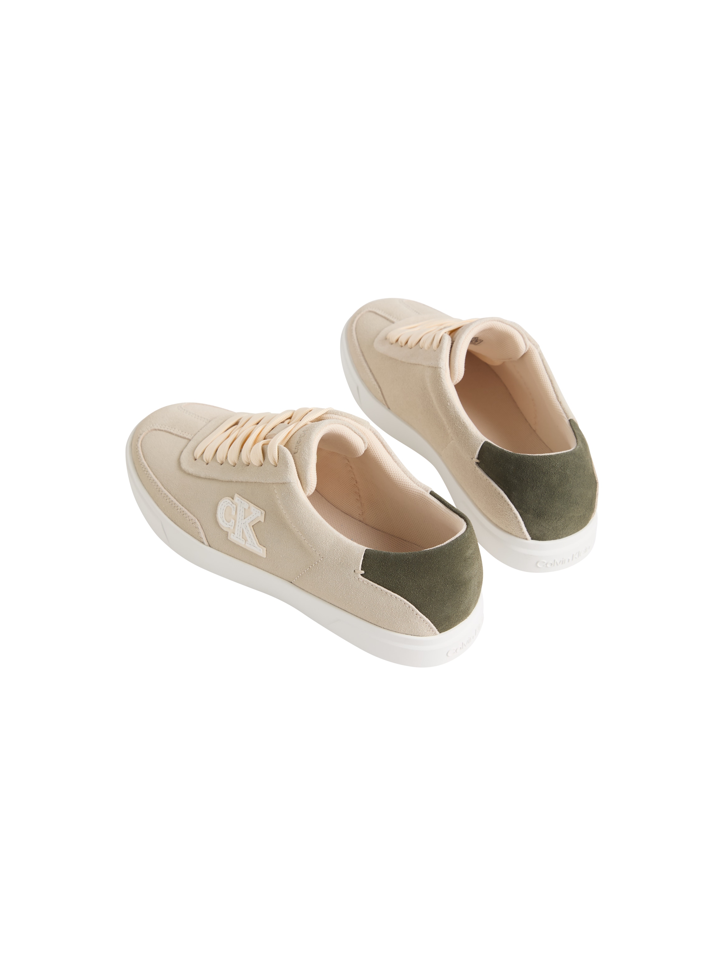 Calvin Klein Plateausneaker »LOW PRO CUPS WT SUEDE MG«  Halbschuh, Schnürschuh, Freizeitsneaker mit seitlichem CK-Logo