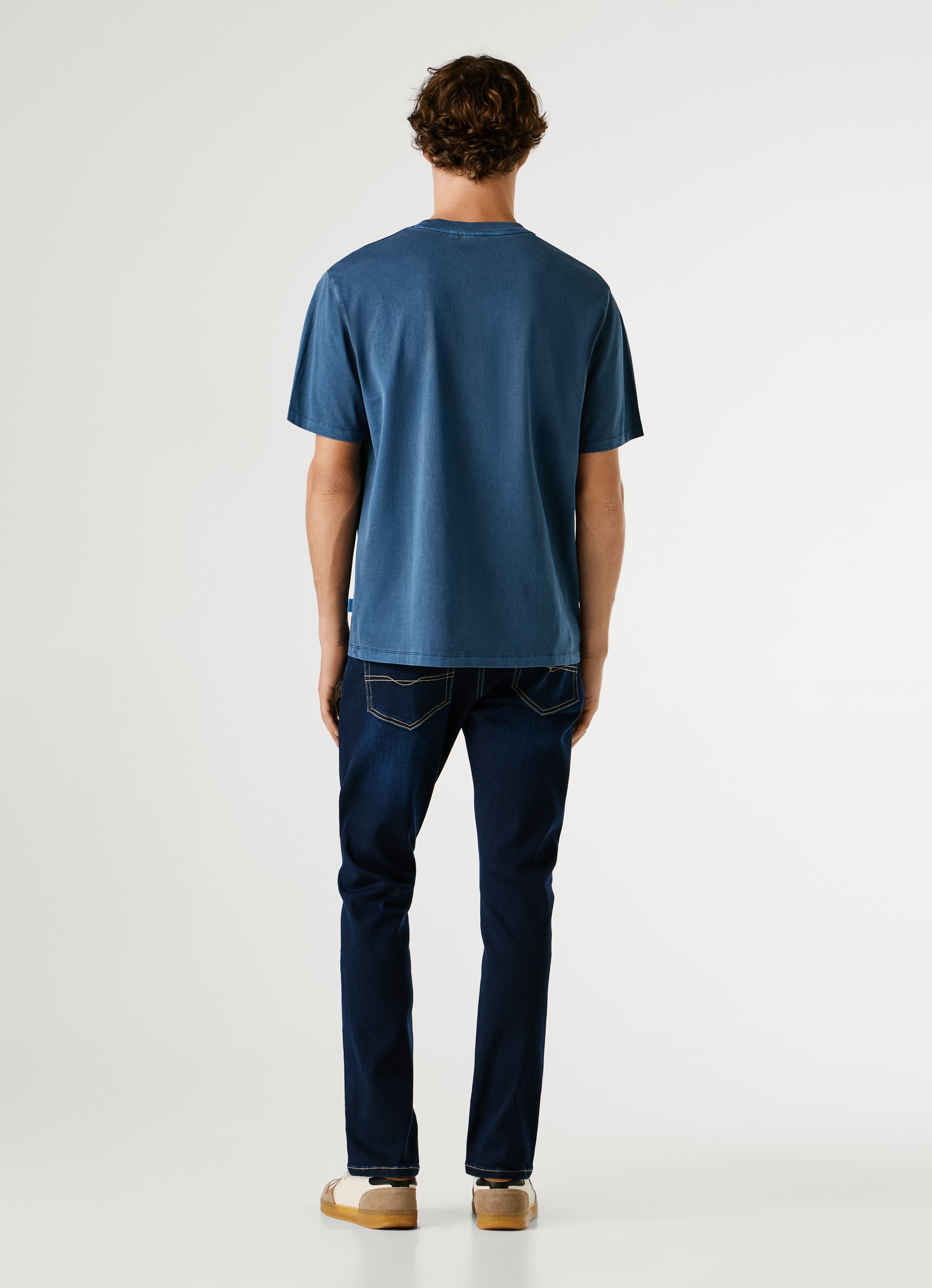 Pepe Jeans T-Shirt »JACKO« mit kleinem Ton-in-Ton Logoschriftzug