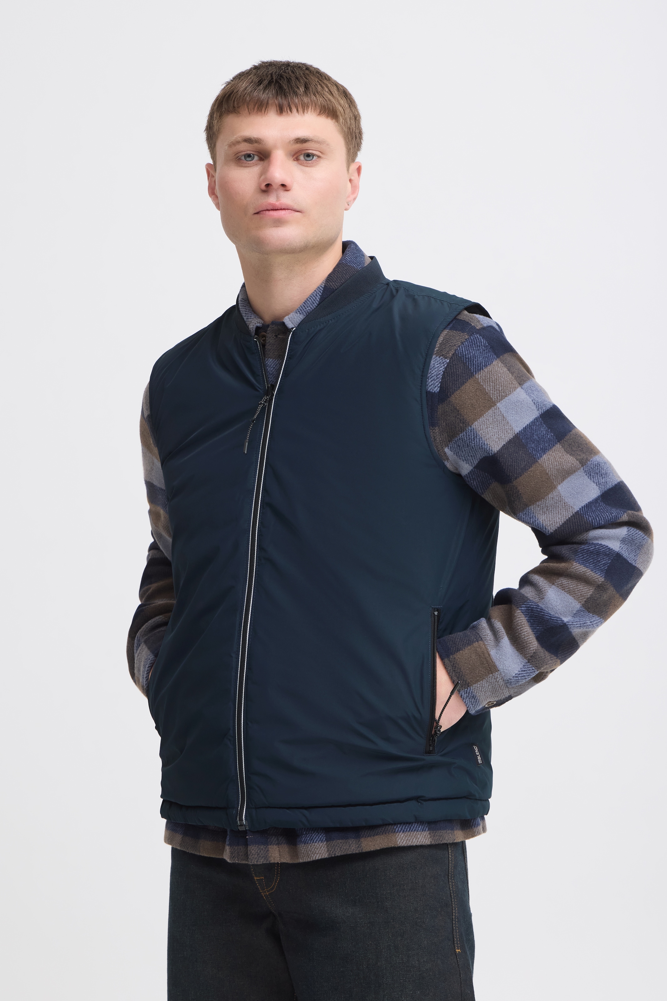 Blend Steppweste »BHELWAT REVERSIBLE VEST.« Kunstfaser, regular fit