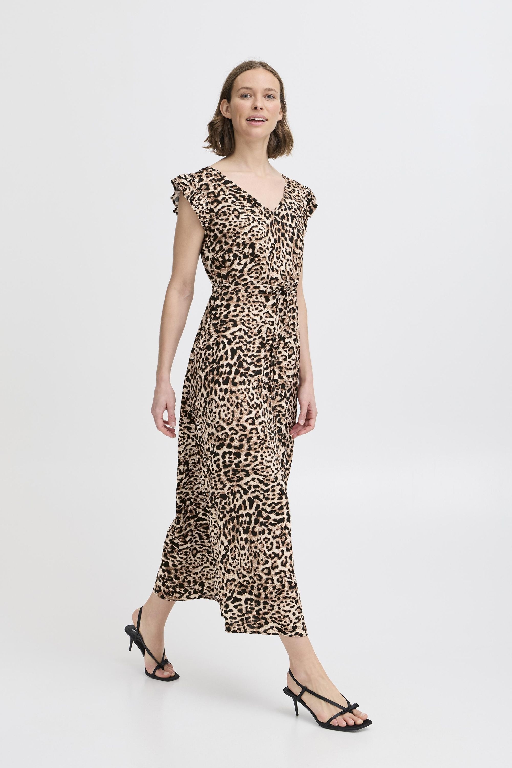 b.young Midikleid »Midikleid BYMMMJOELLA«