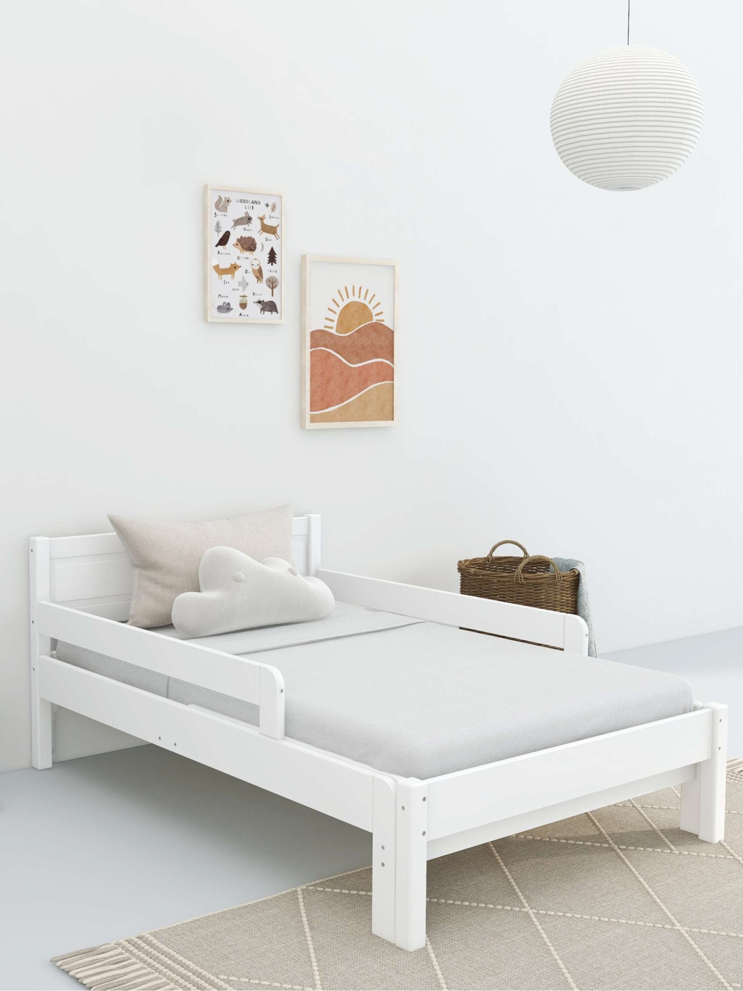 OTTO home Kinderbett »Hero, Massivholzbett, ausziehbar von 140 bis 200 cm, FSC®« 90cm Breite, 140-200cm Liegefläche,  massive Kiefer, mit Lattenrost, zeitlose Optik,  Rausfallschutz