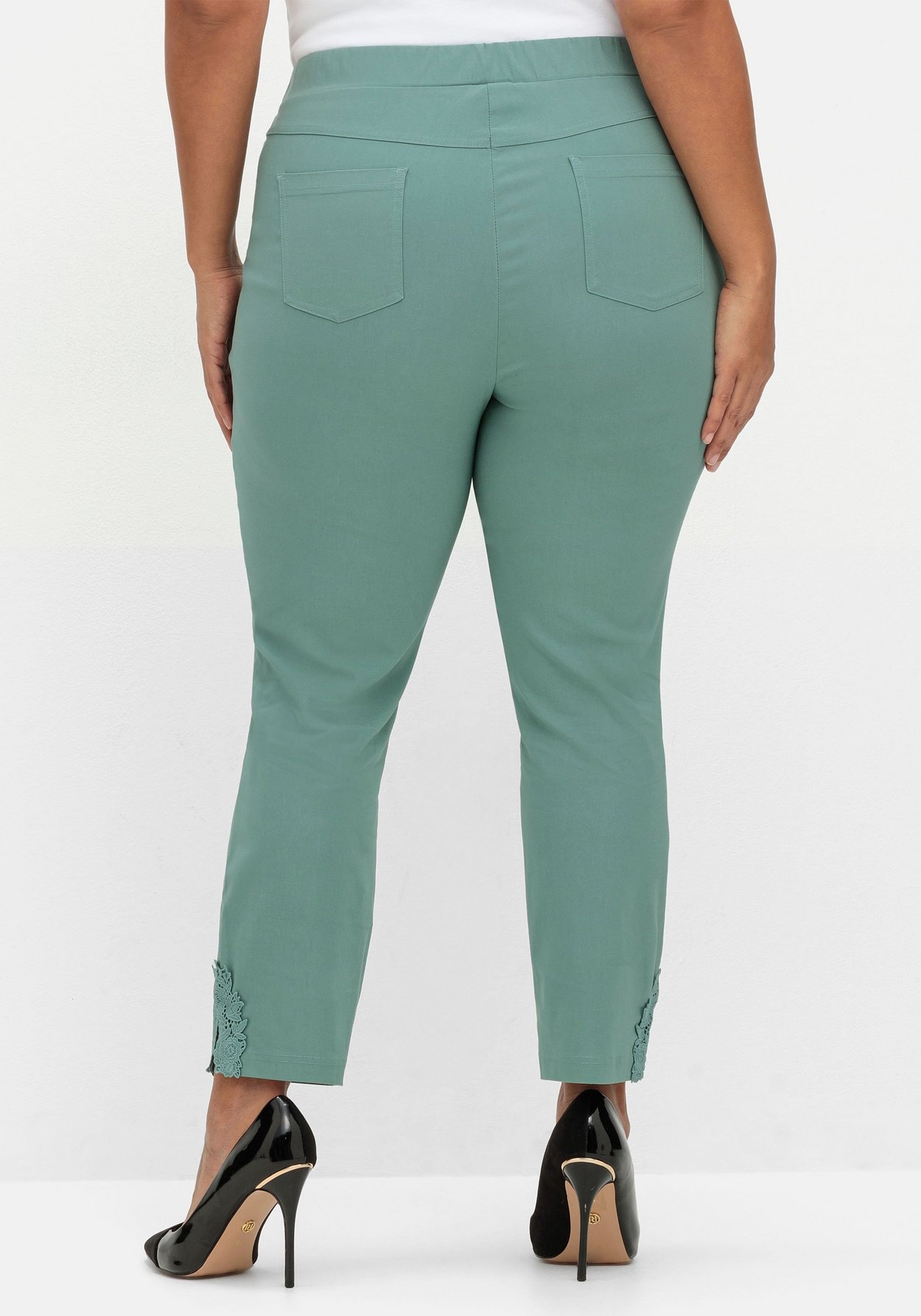 Sheego Schlupfhose »Bengalinhose mit Spitze am Saum«