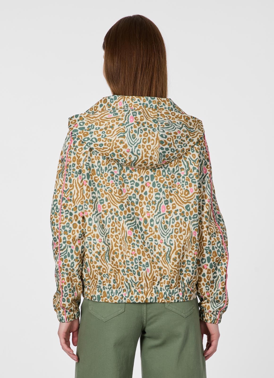 Ragwear Allwetterjacke »ANDRIN PRINT« mit Kapuze Aus dünnem, wasserabweisendem Material mit Print und Kontrastdetails