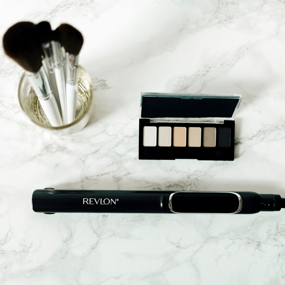 Revlon Glätteisen »RVST2175«, ColourProtect-Keramik-Beschichtung, 125mm, abgerundete, bewegliche Platten in 10 Sekunden einsatzbereit