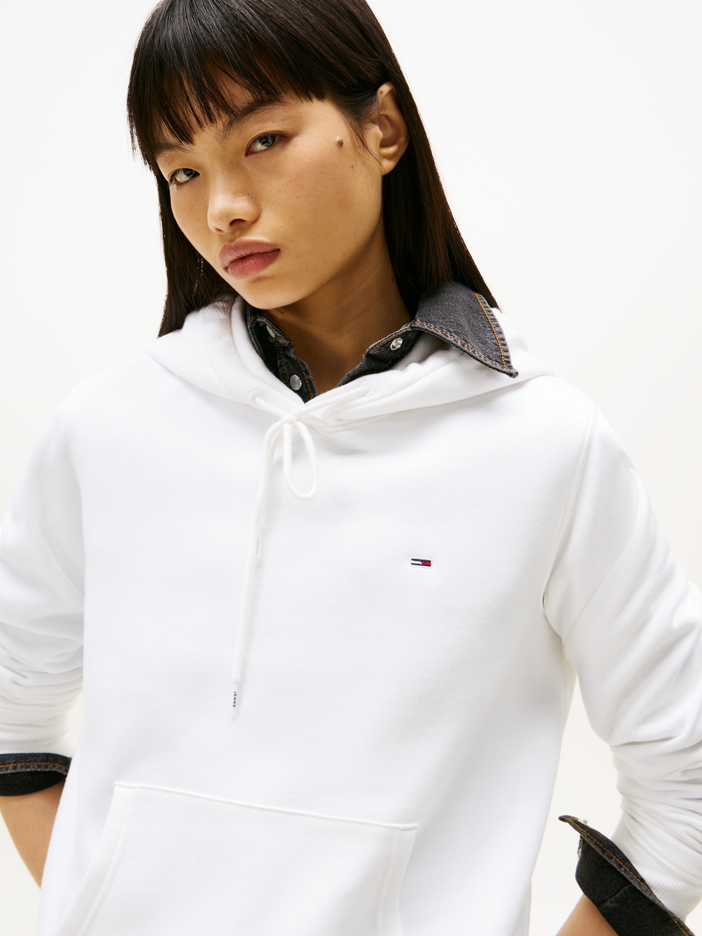 Tommy Jeans Hoodie »TJW REG S FLAG HOODIE«, mit Logo-Flag