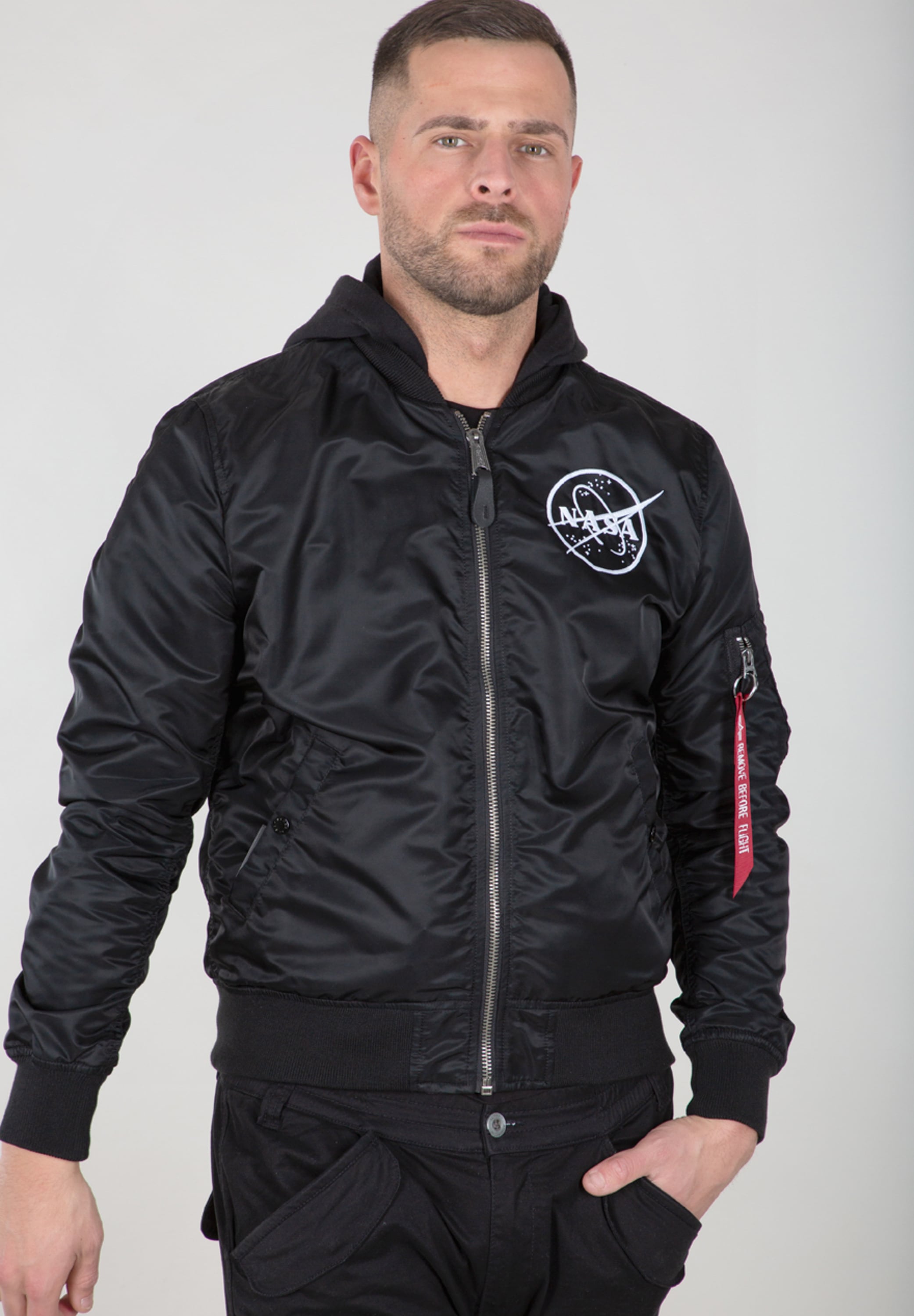 Alpha Industries Bomberjacke »Alpha Industries Men - Bomber Jackets MA-1 LW HD NASA Glow Rev.«