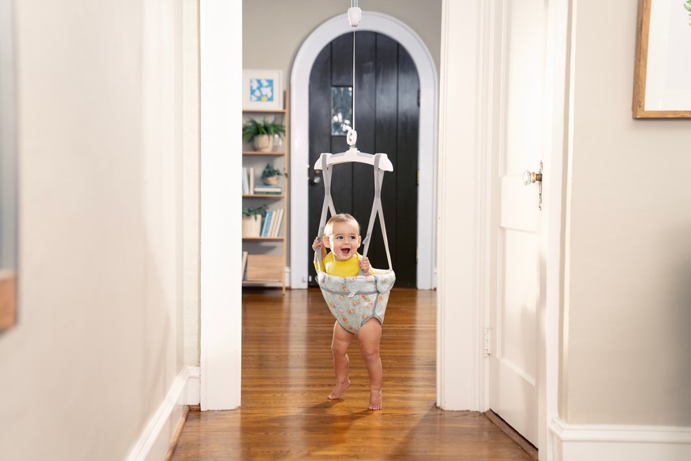 Bright Starts Türhopser »Winnie Puuh Once Upon a Bounce Jumper«