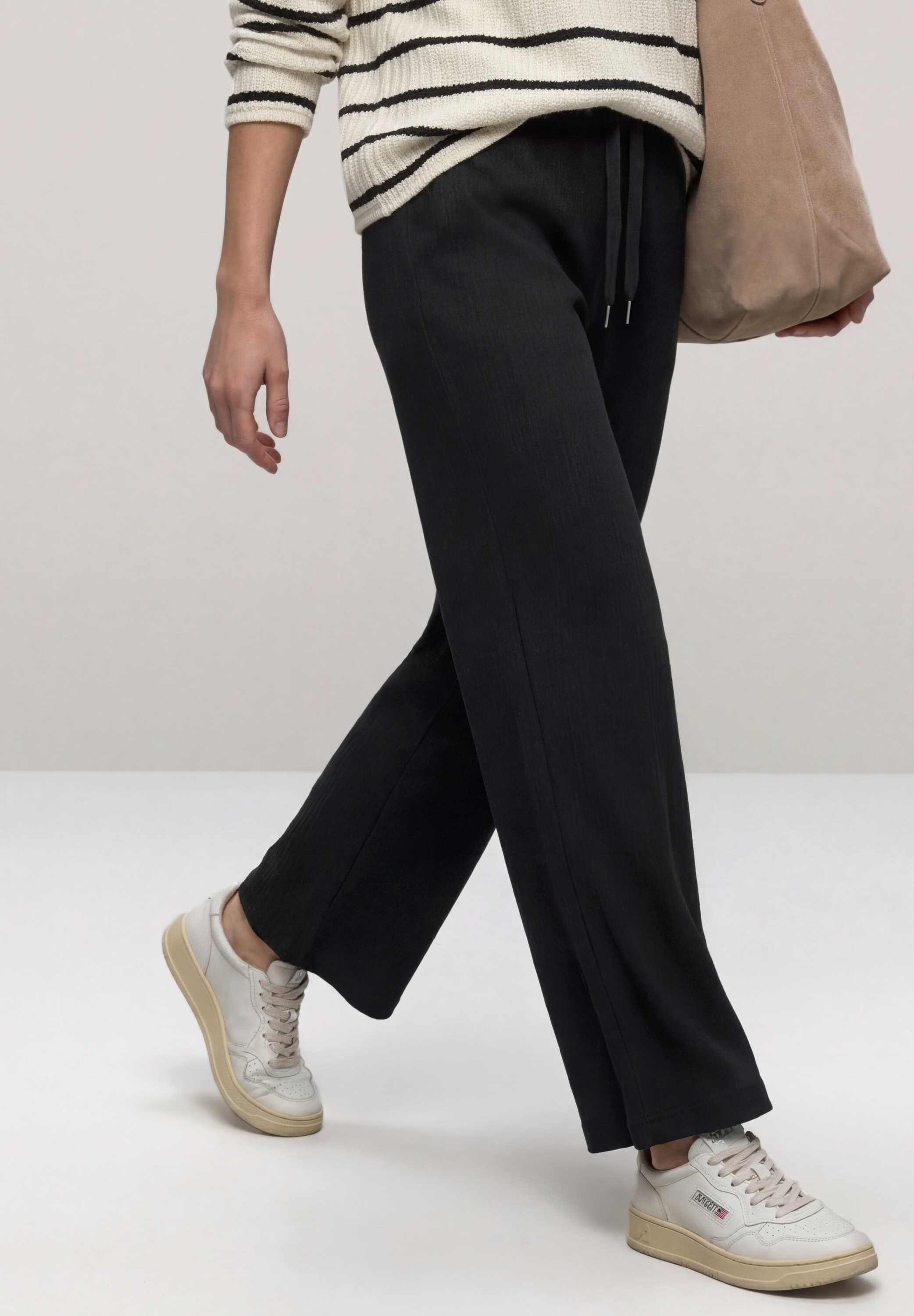 STREET ONE Jogginghose  mit elastischem Bund