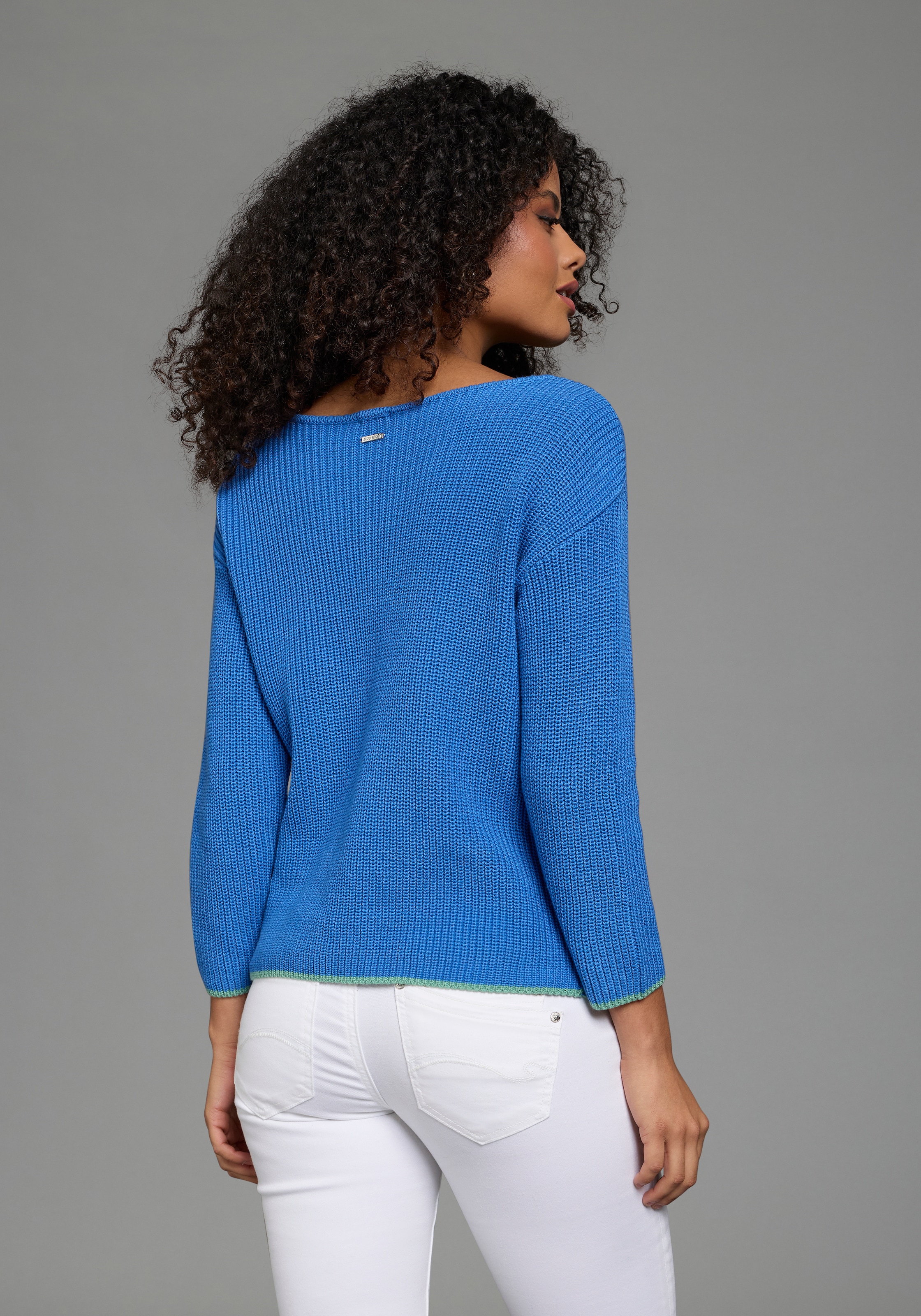 Laura Scott Strickpullover mit Streifenmuster, seitlichem Schlitz und Brusttasche