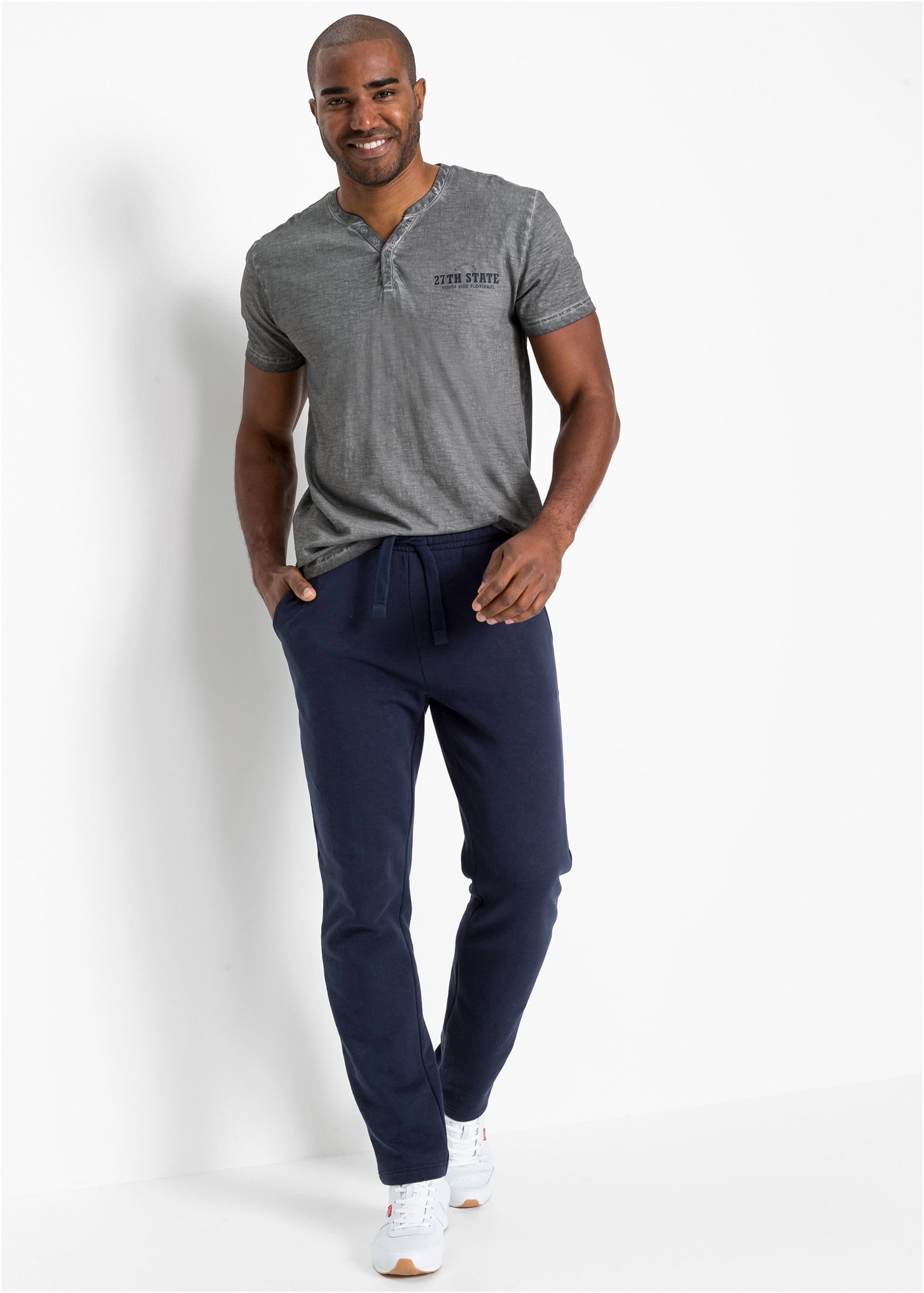bonprix Henleyshirt Regular fit, Kurzarm, aus Baumwolle, Fade Out Look