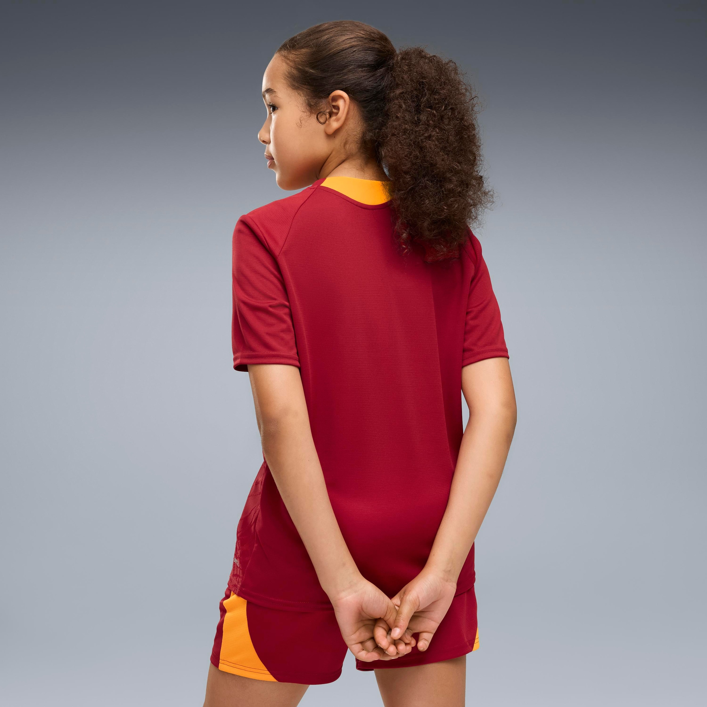 PUMA Fußballtrikot »GSK TRAINING JERSEY JR« für Kinder, aus Polyester, atmungsaktiv, schnelltrocknend