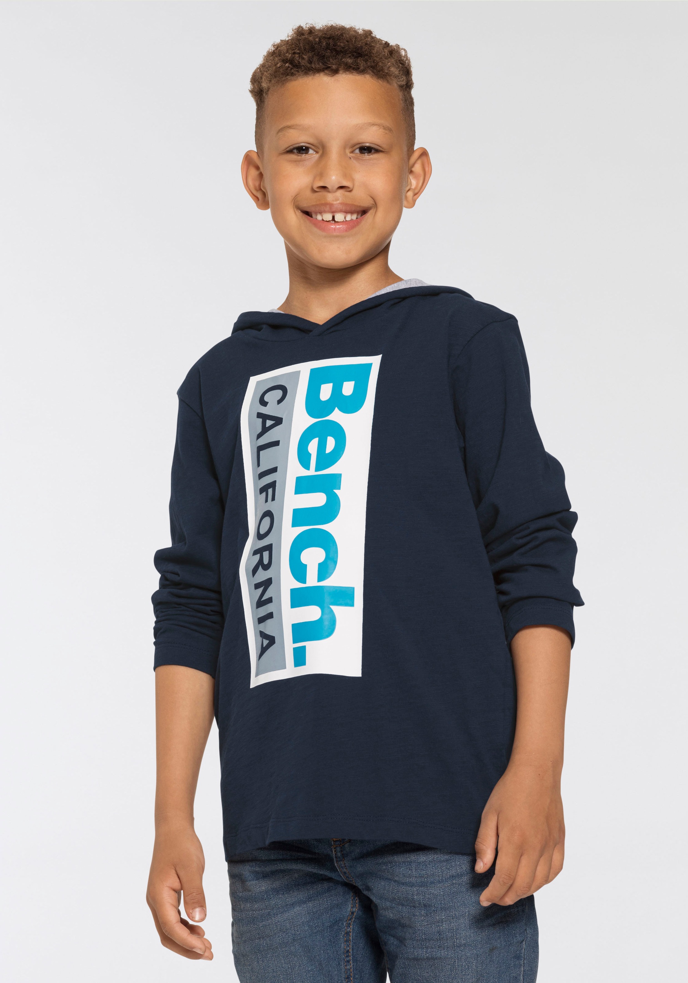 Bench. Langarmshirt, in modischer Struktur-Qualität kaufen